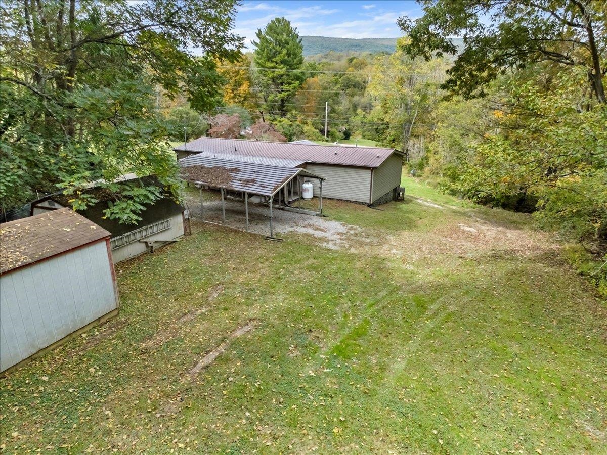 214 Maybrook Road Pembroke VA 24136