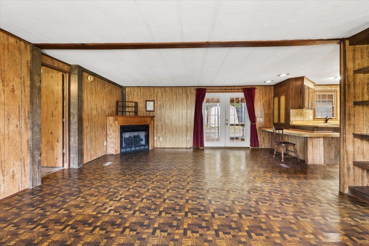 214 Maybrook Road Pembroke VA 24136