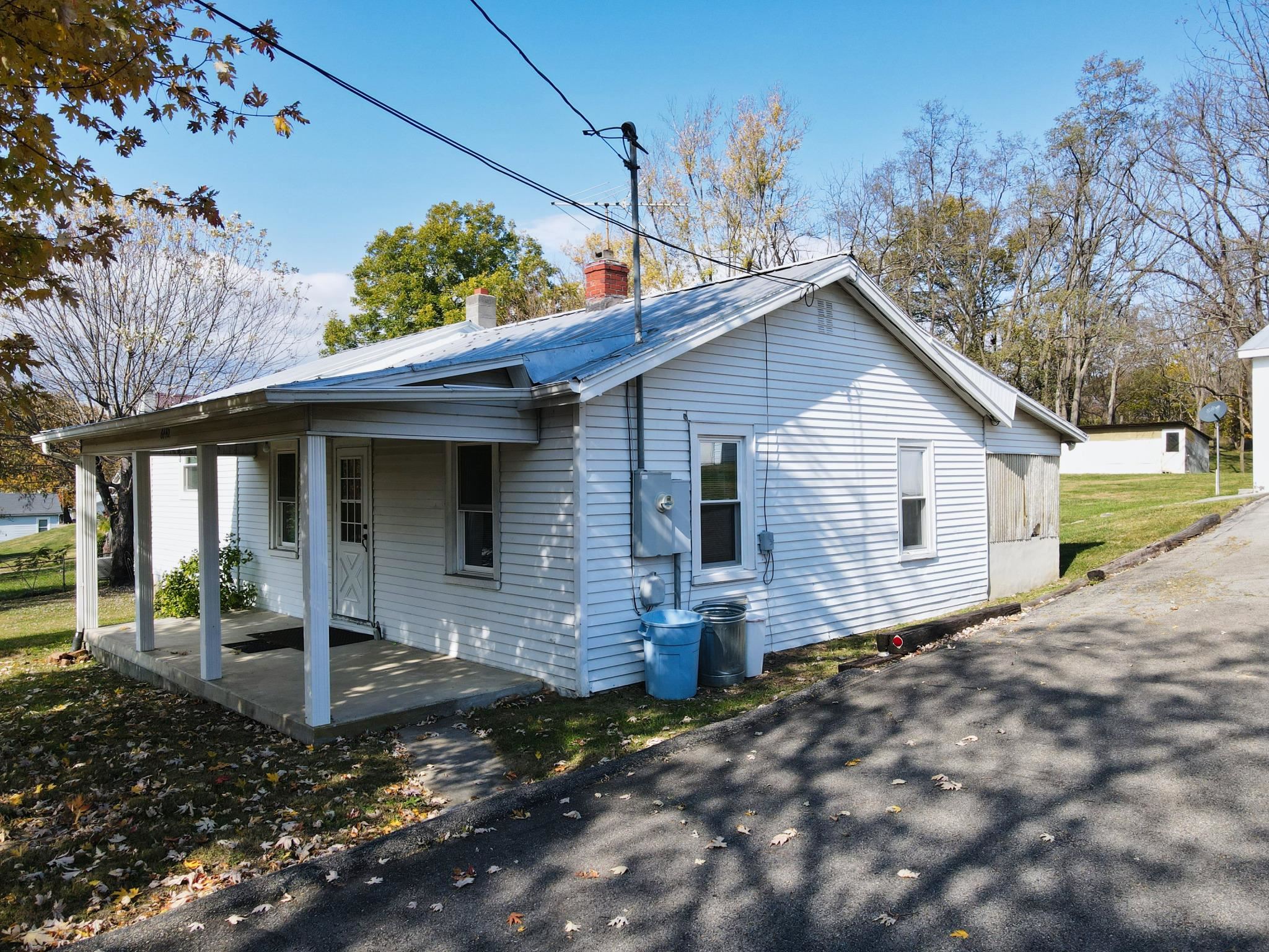 6440 Divers Road Radford VA 24141