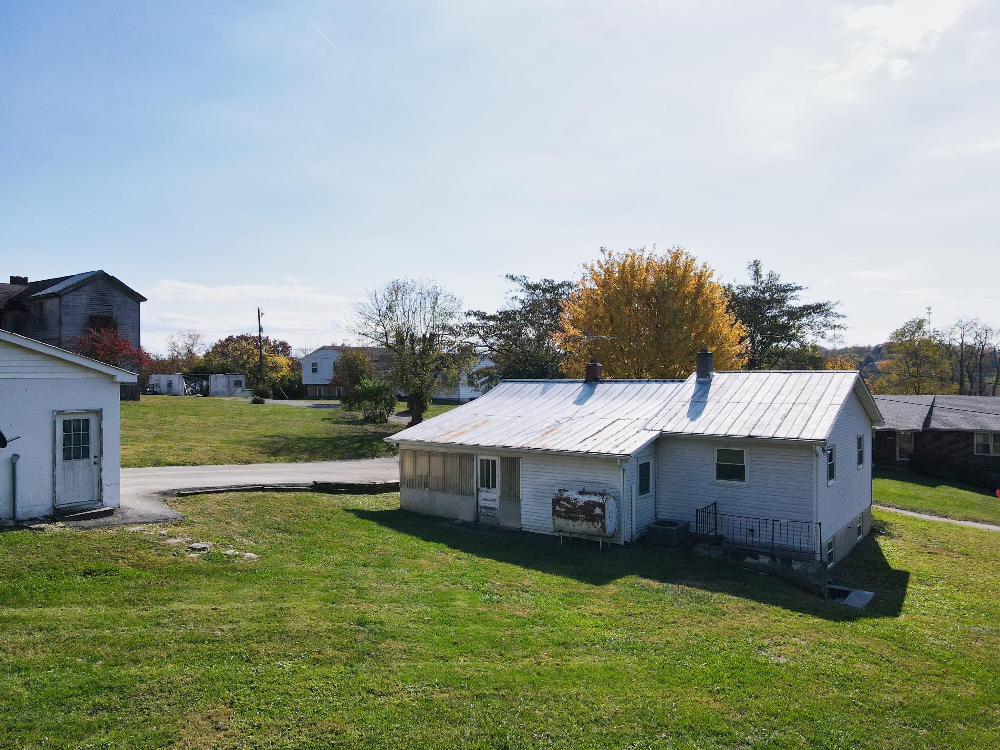 6440 Divers Road Radford VA 24141