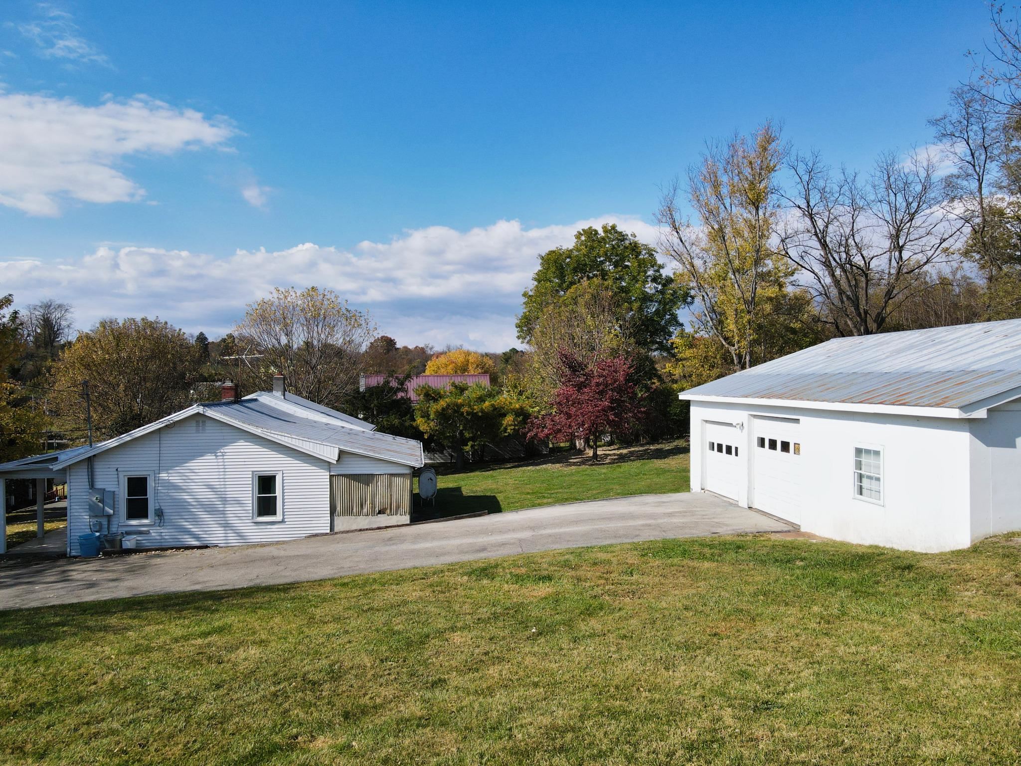 6440 Divers Road Radford VA 24141