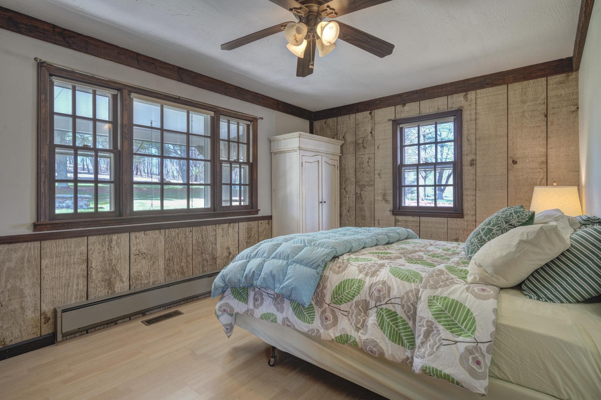 4642 Waterfront Farms Drive Draper VA 24324