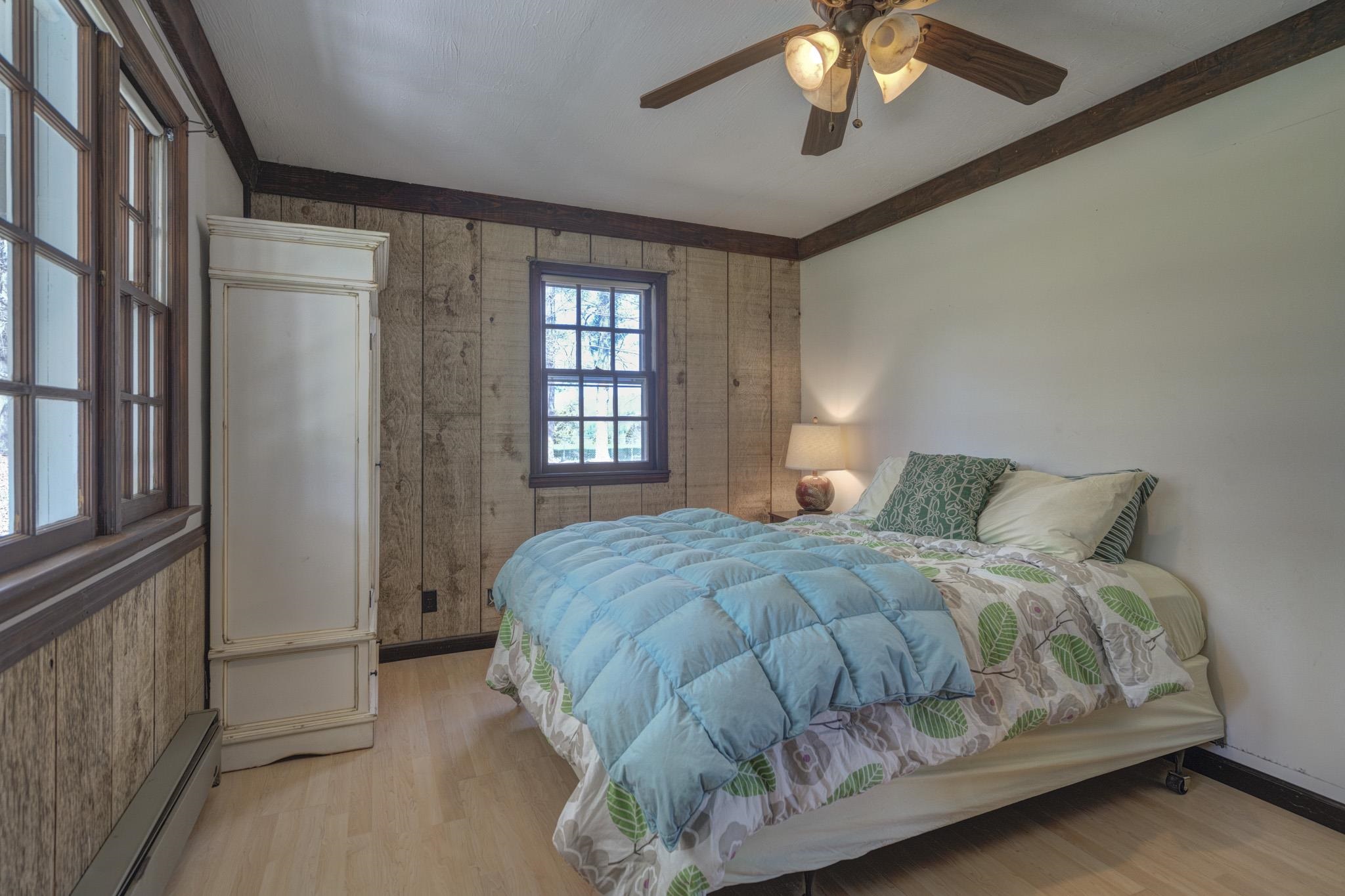 4642 Waterfront Farms Drive Draper VA 24324