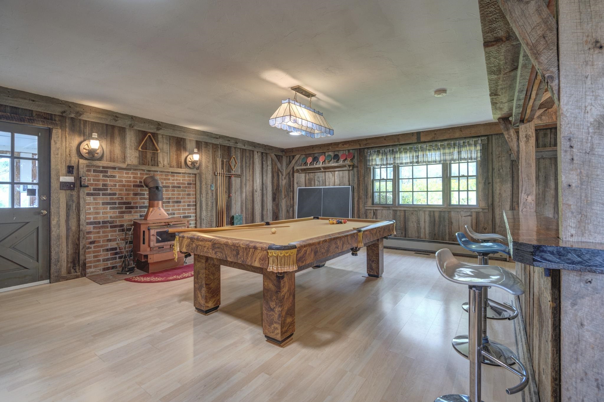 4642 Waterfront Farms Drive Draper VA 24324