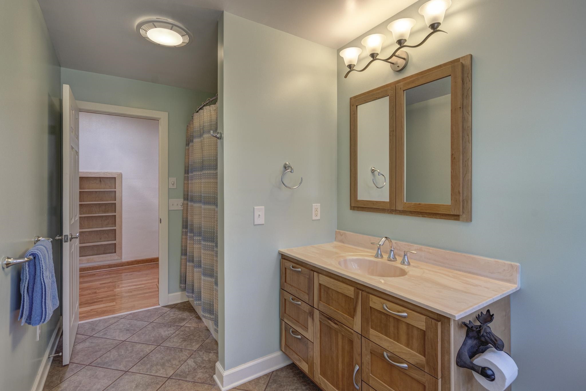 4642 Waterfront Farms Drive Draper VA 24324