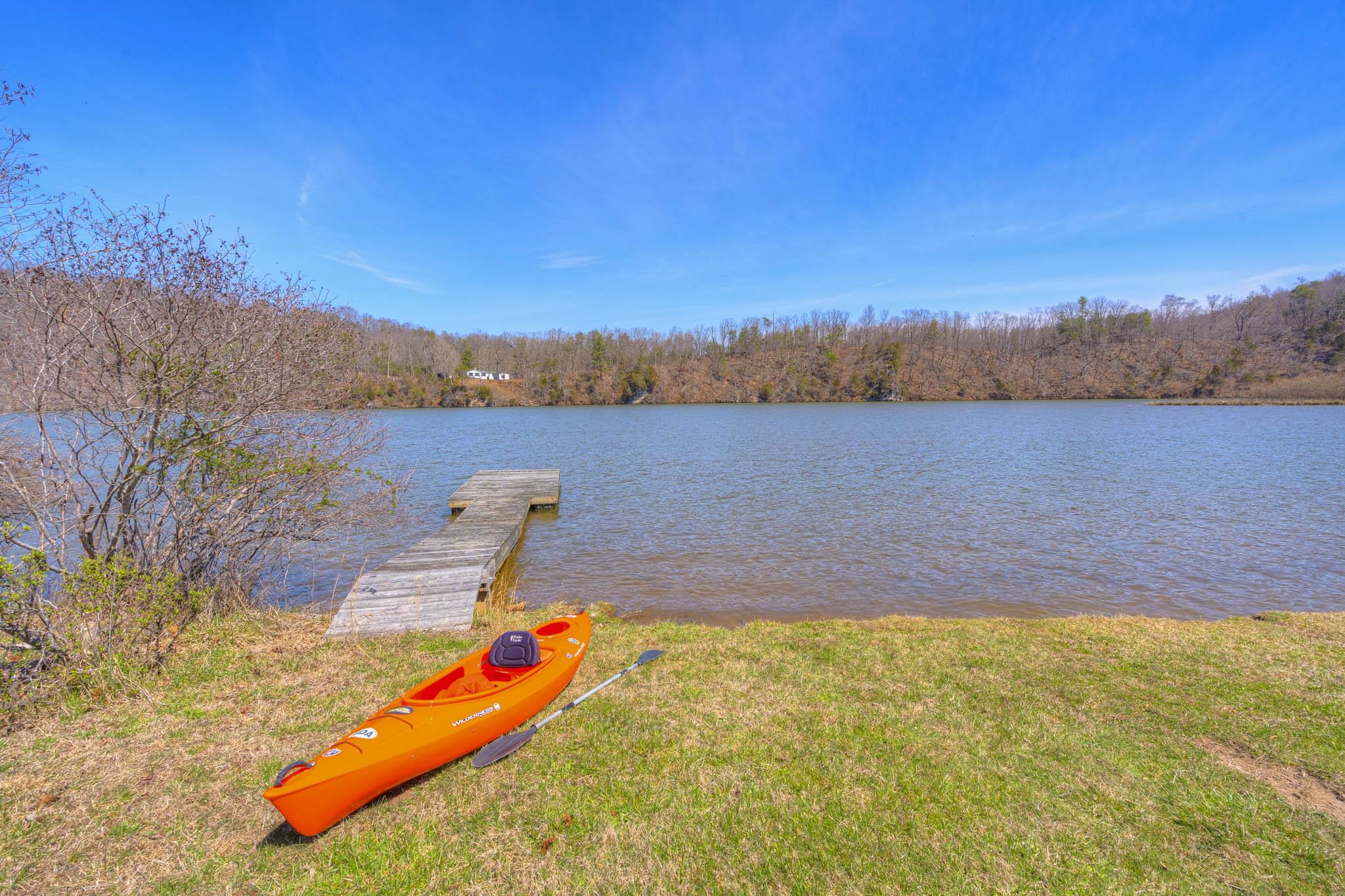 4642 Waterfront Farms Drive Draper VA 24324
