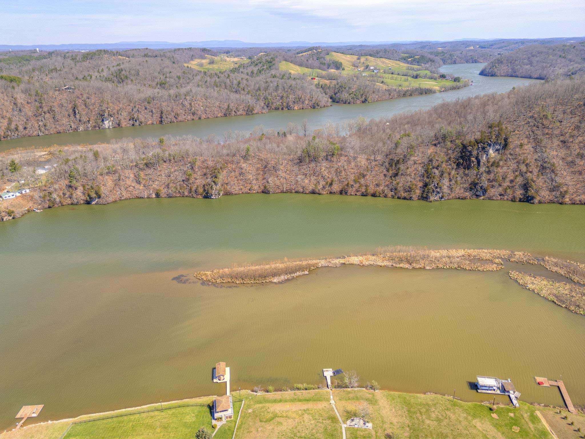 4642 Waterfront Farms Drive Draper VA 24324