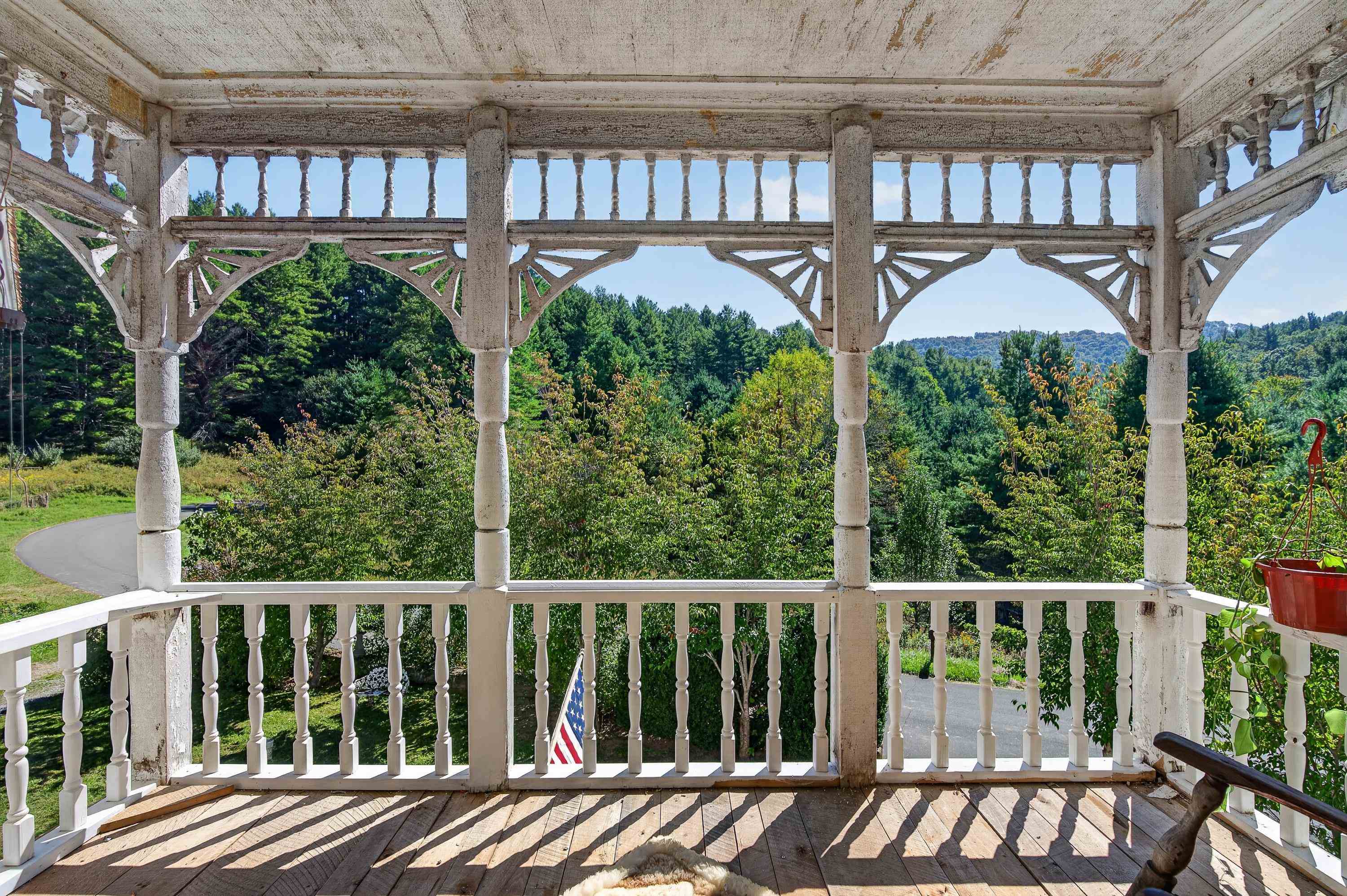 12286 Comers Rock Road Troutdale VA 24378