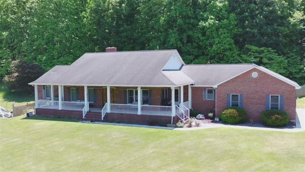 2103 Wolf Creek Road Narrows VA 24124