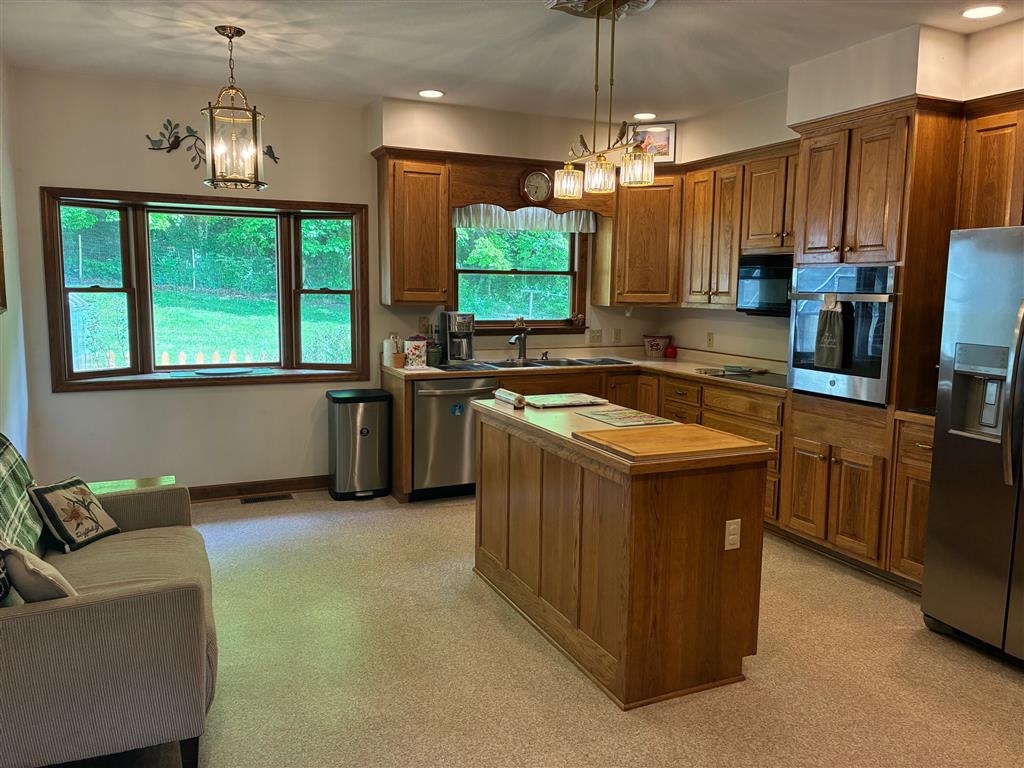 2103 Wolf Creek Road Narrows VA 24124