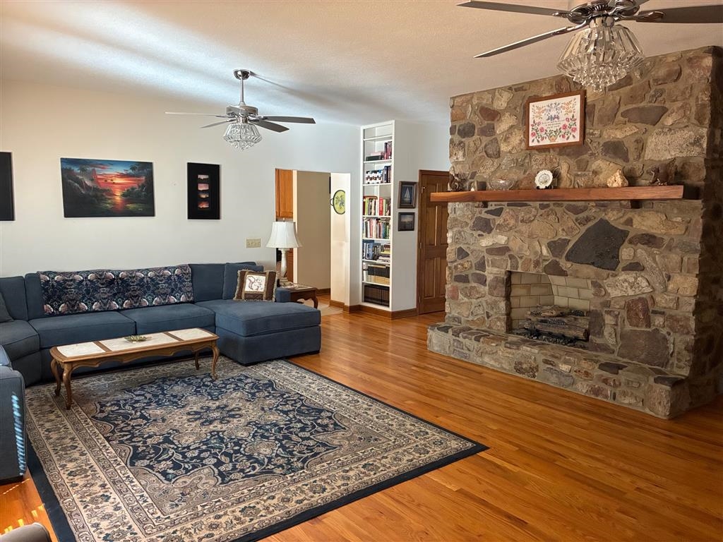 2103 Wolf Creek Road Narrows VA 24124