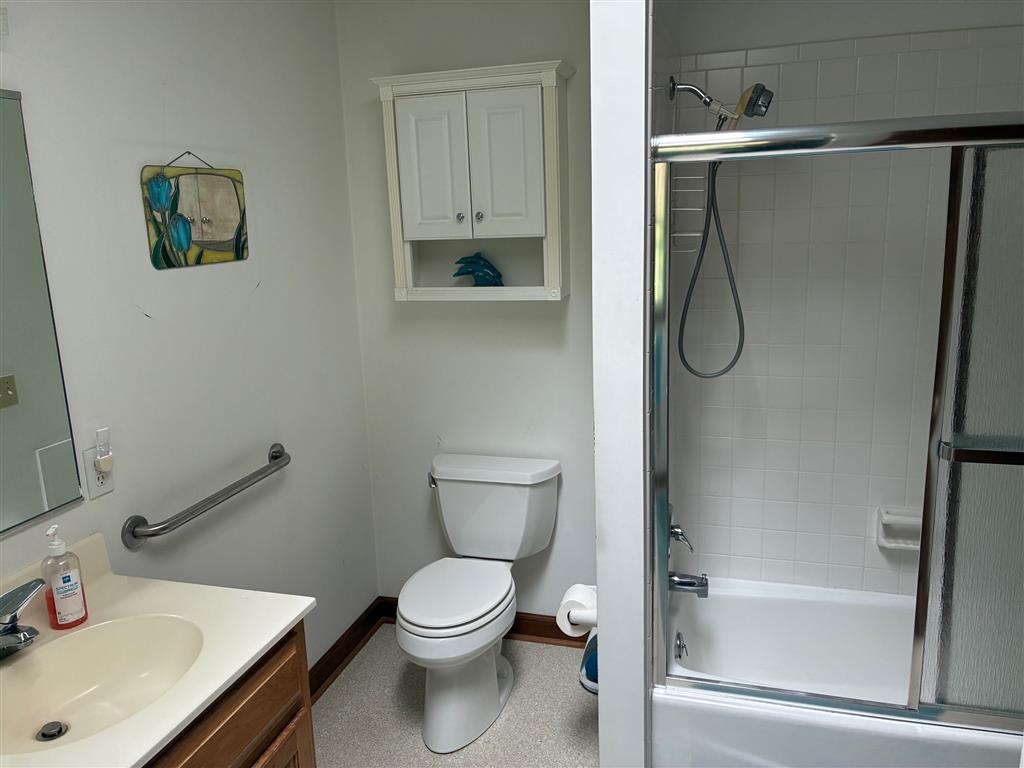 2103 Wolf Creek Road Narrows VA 24124