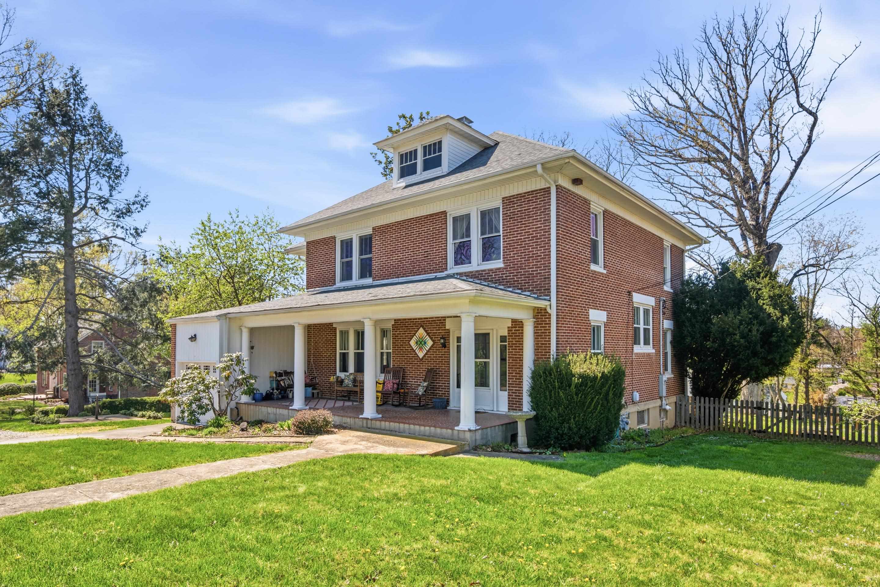 805 W Main Street Christiansburg VA 24073