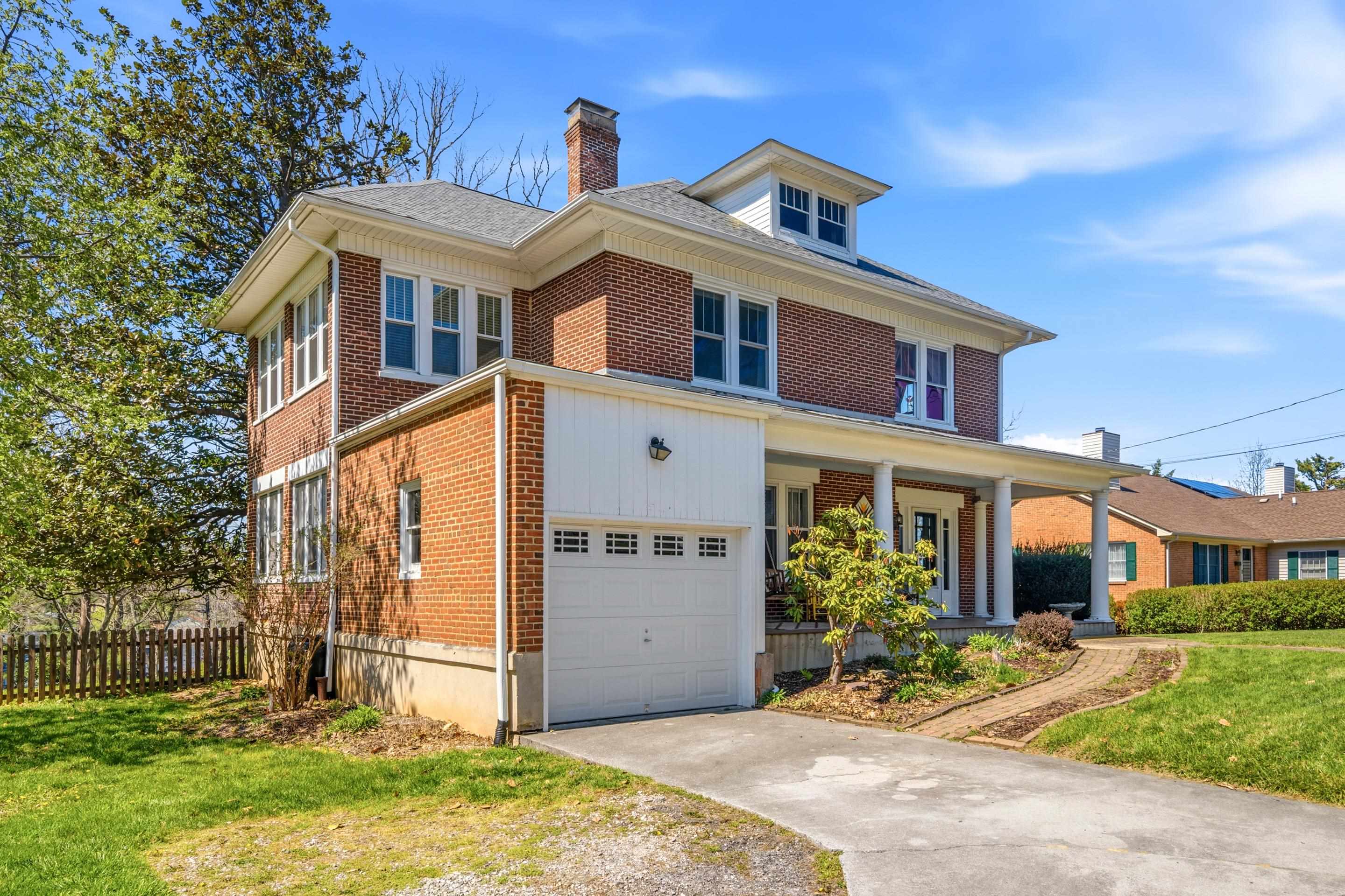 805 W Main Street Christiansburg VA 24073
