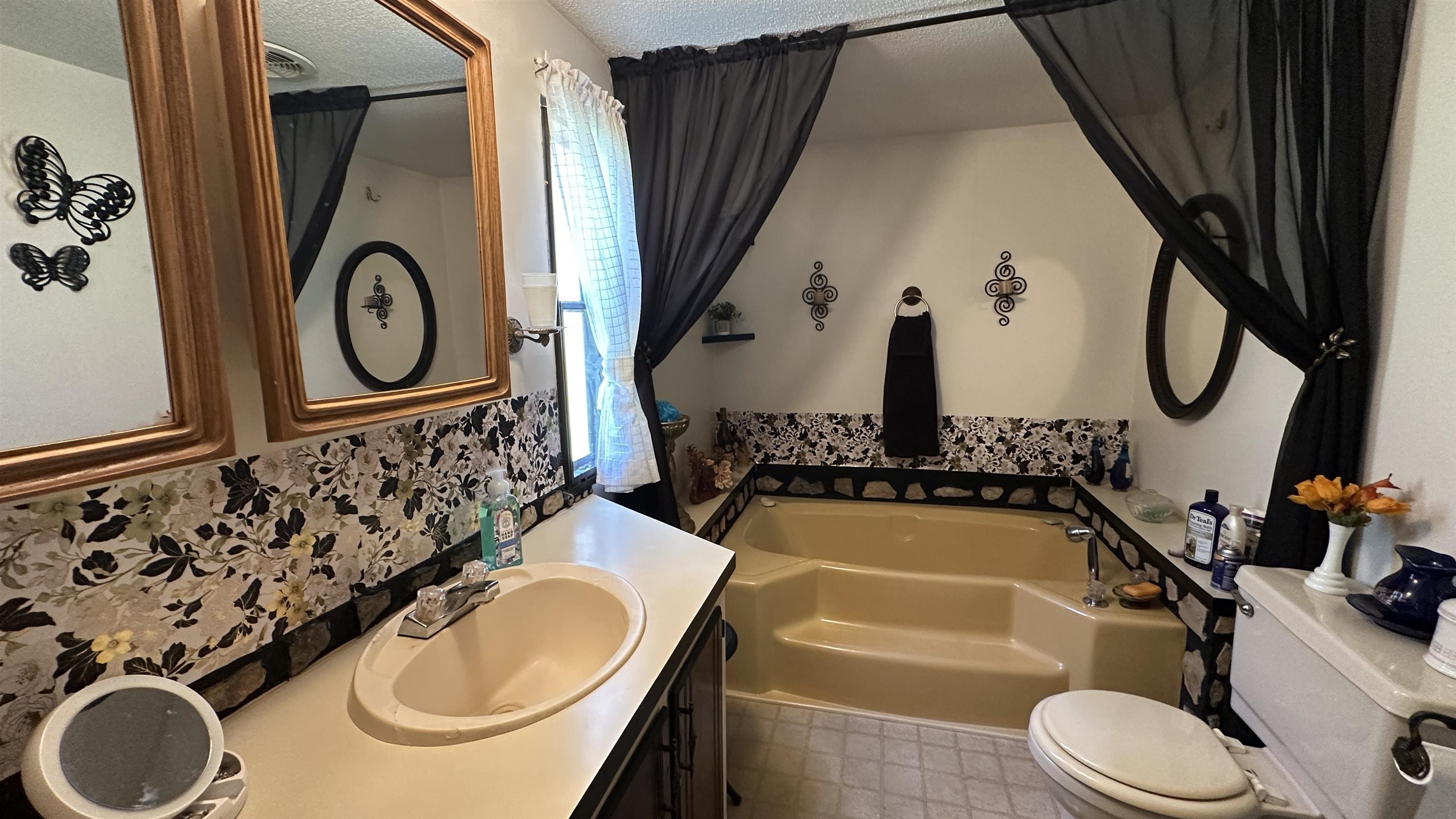 385 Lone Ash Road Barren Springs VA 24313