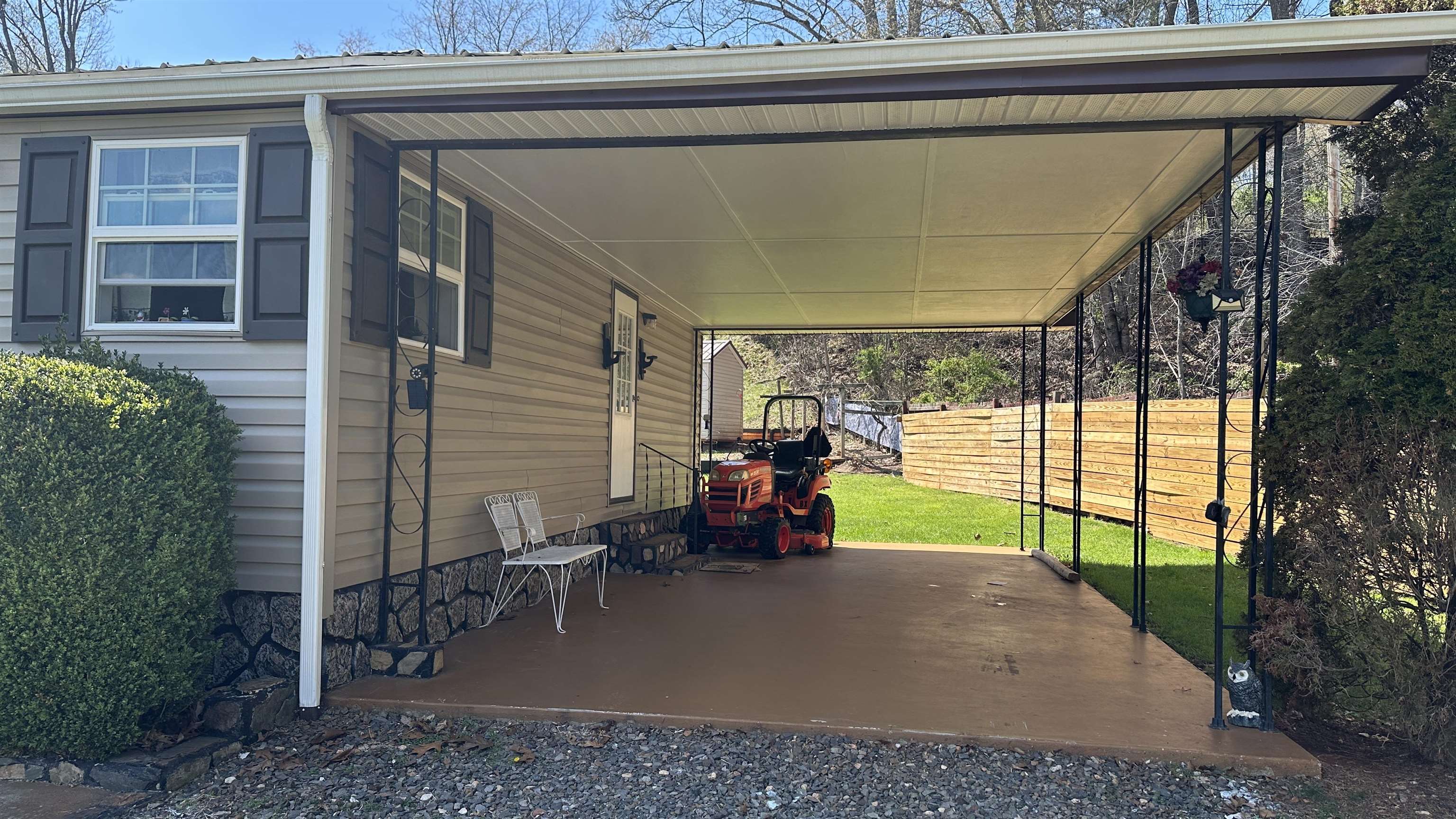 385 Lone Ash Road Barren Springs VA 24313