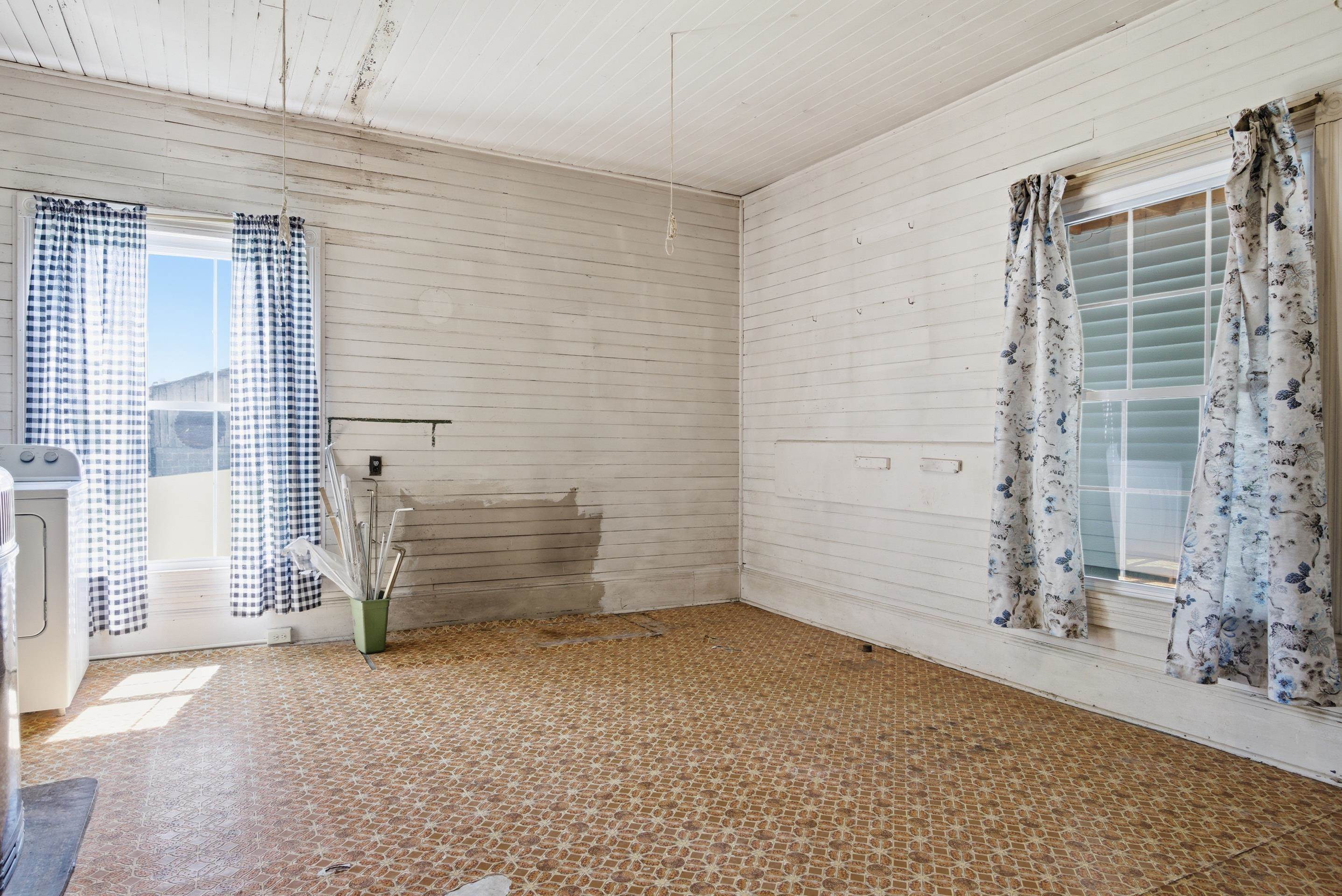4115 Old Baltimore Road Draper VA 24324