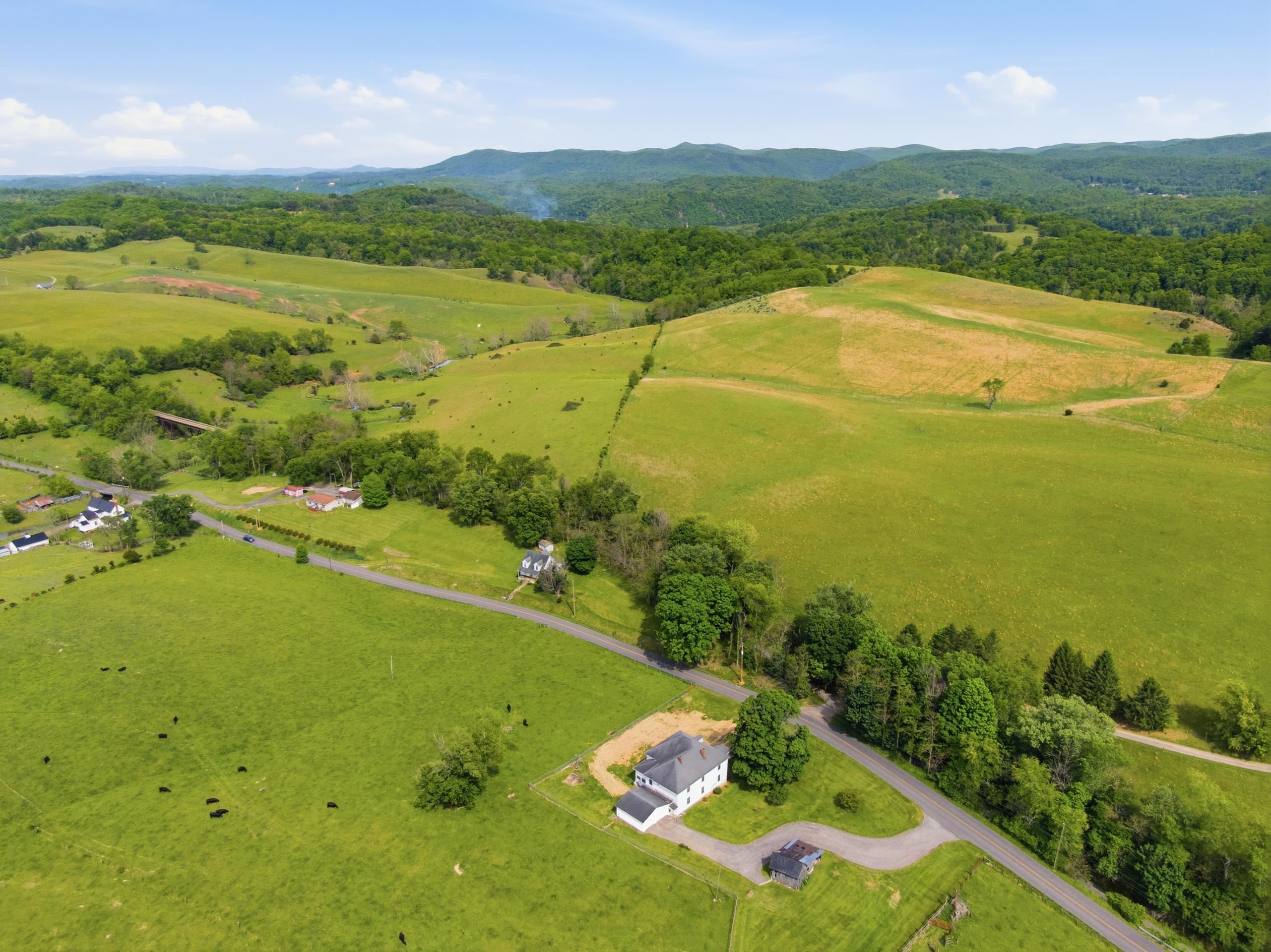 4115 Old Baltimore Road Draper VA 24324