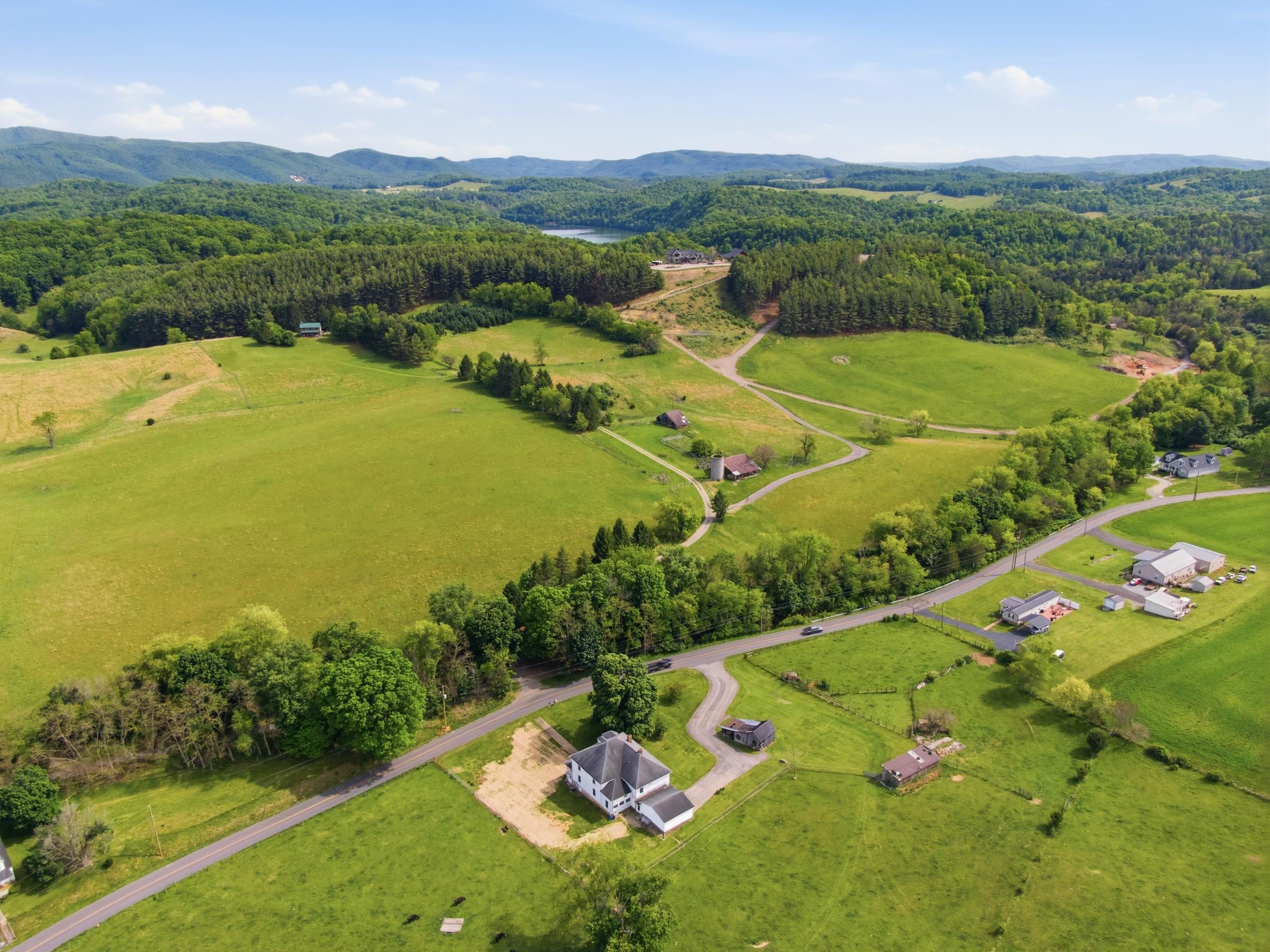 4115 Old Baltimore Road Draper VA 24324