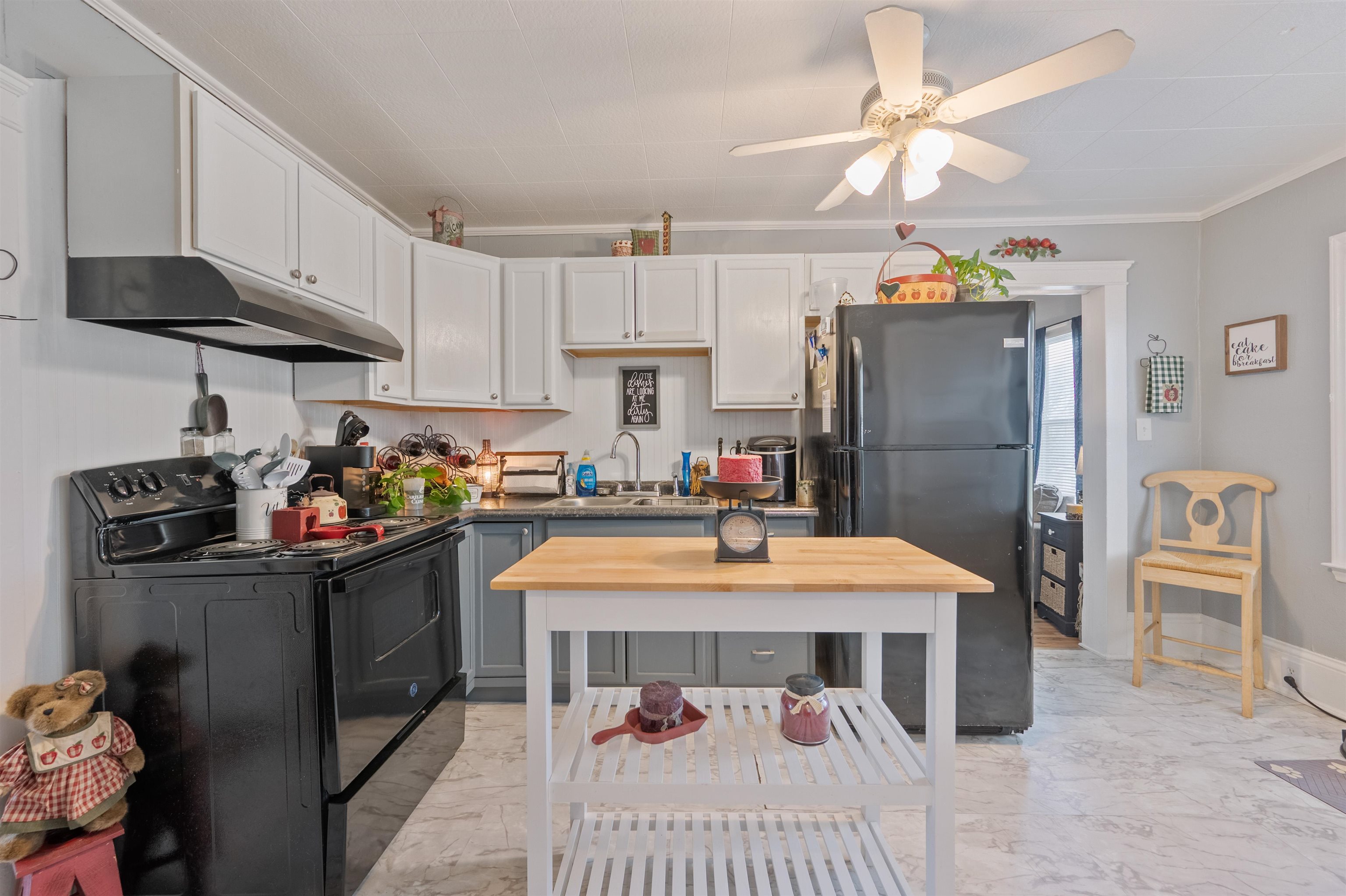 403 Madison Avenue S Pulaski VA 24301