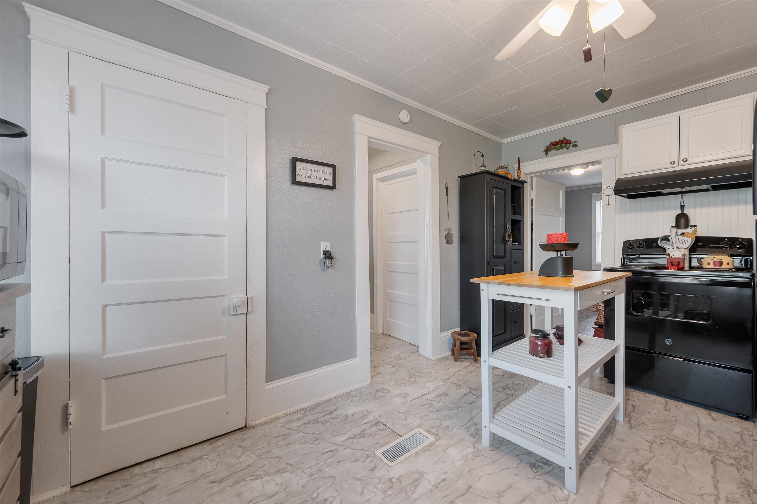 403 Madison Avenue S Pulaski VA 24301