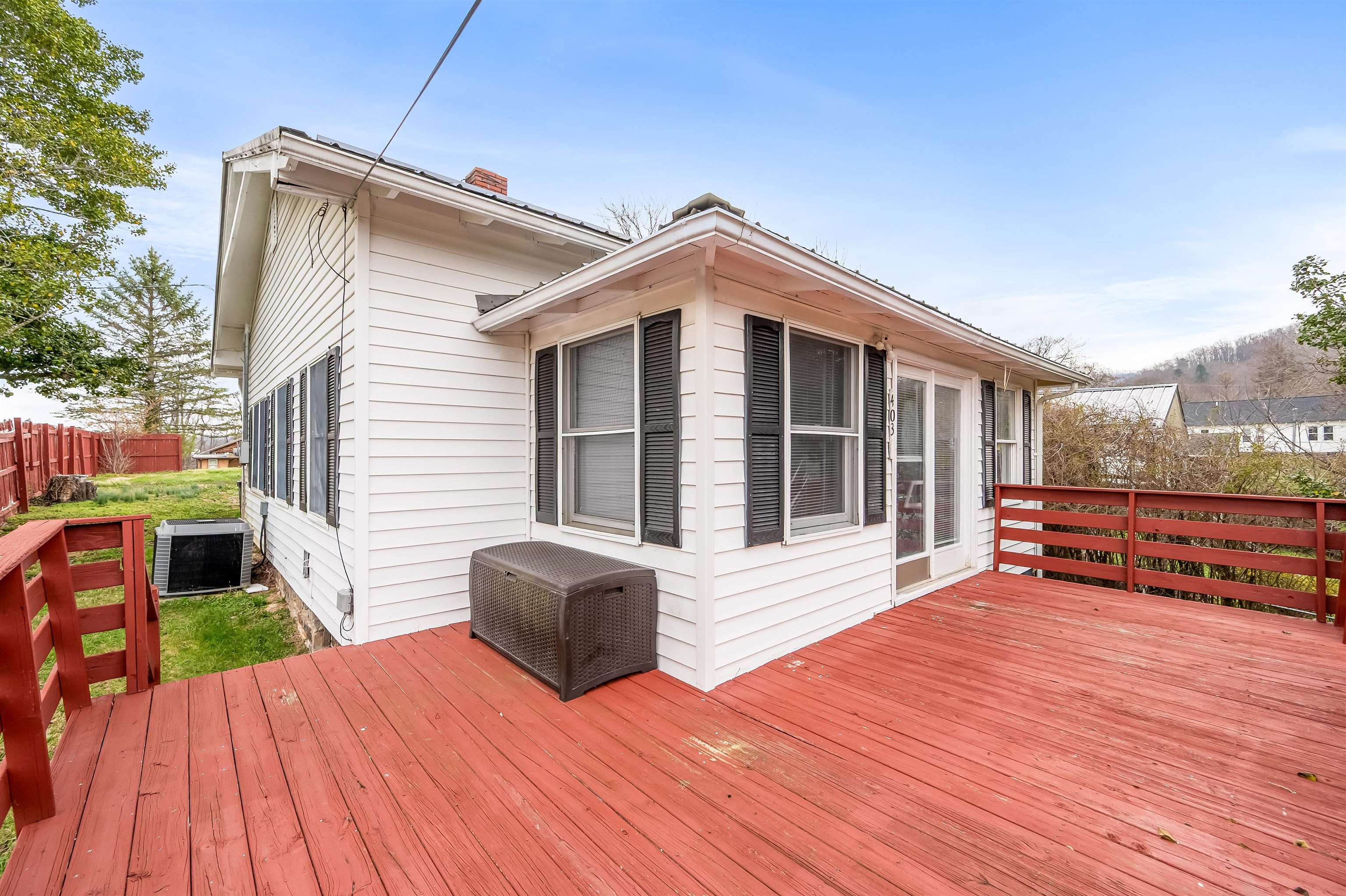 403 Madison Avenue S Pulaski VA 24301