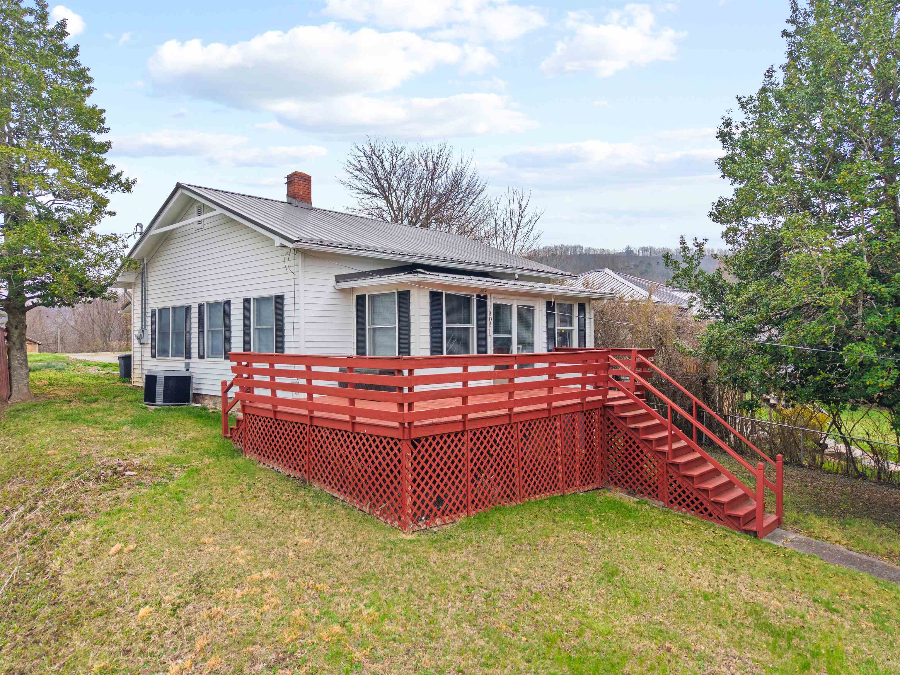 403 Madison Avenue S Pulaski VA 24301