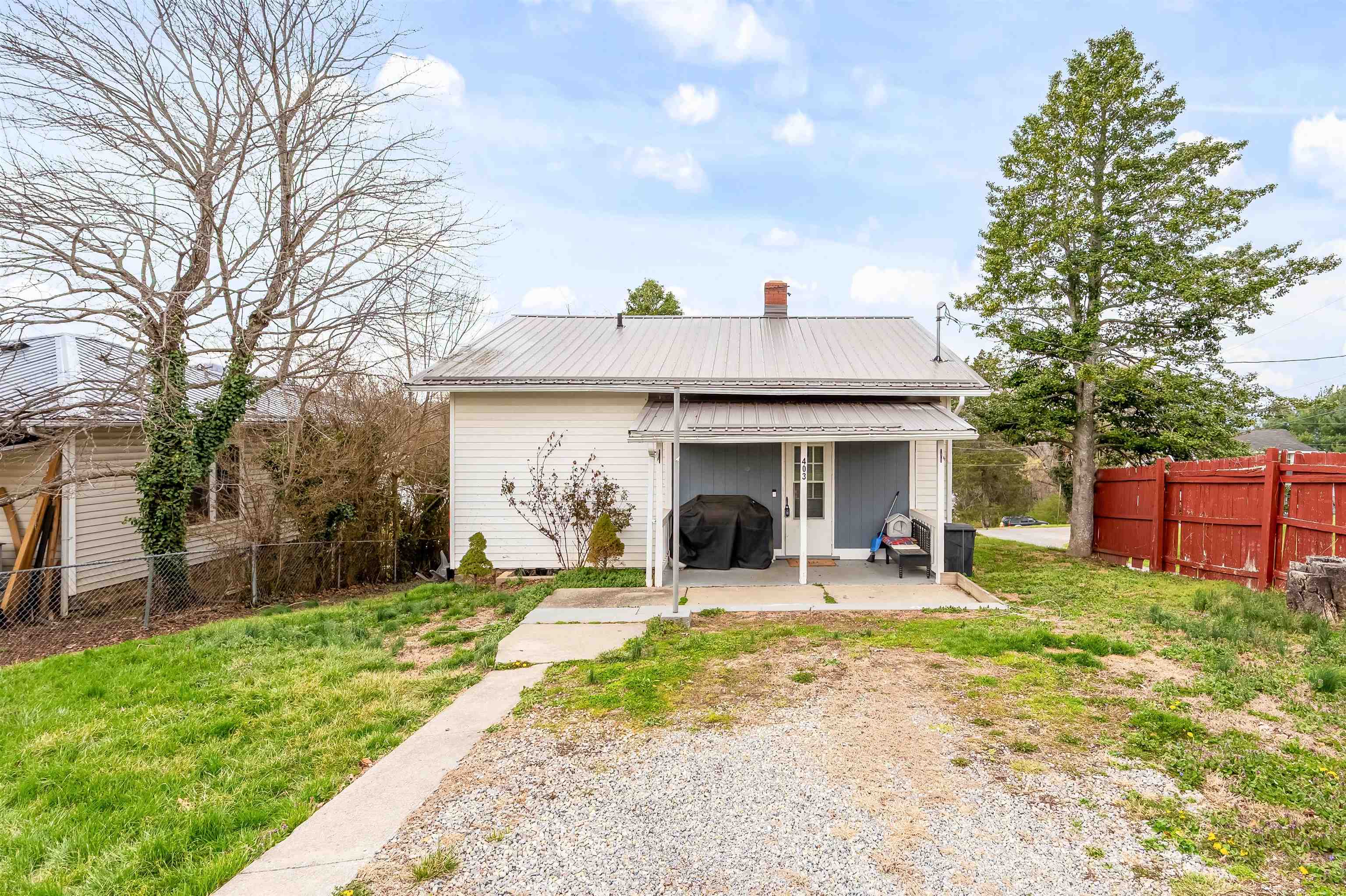 403 Madison Avenue S Pulaski VA 24301