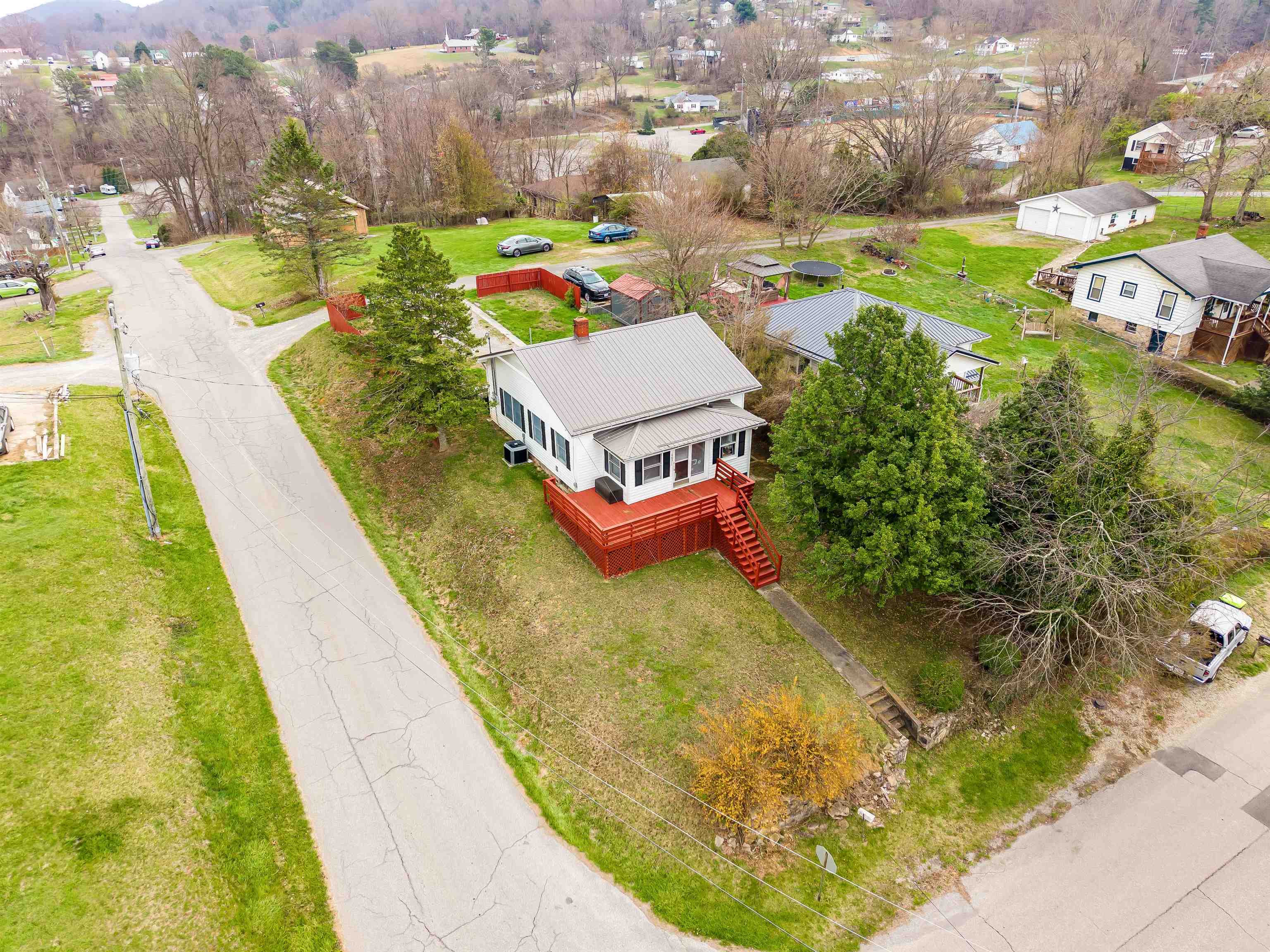 403 Madison Avenue S Pulaski VA 24301