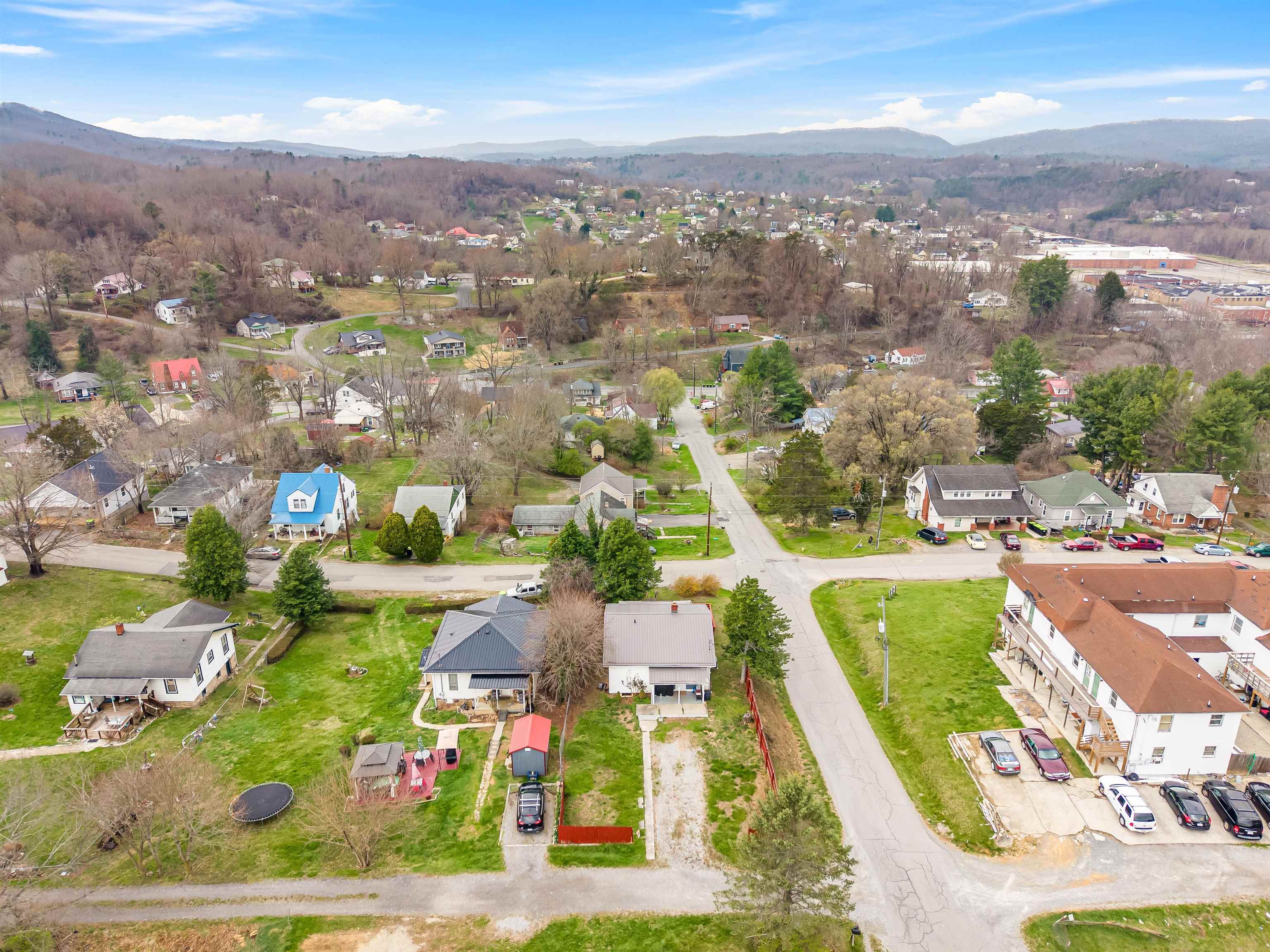 403 Madison Avenue S Pulaski VA 24301