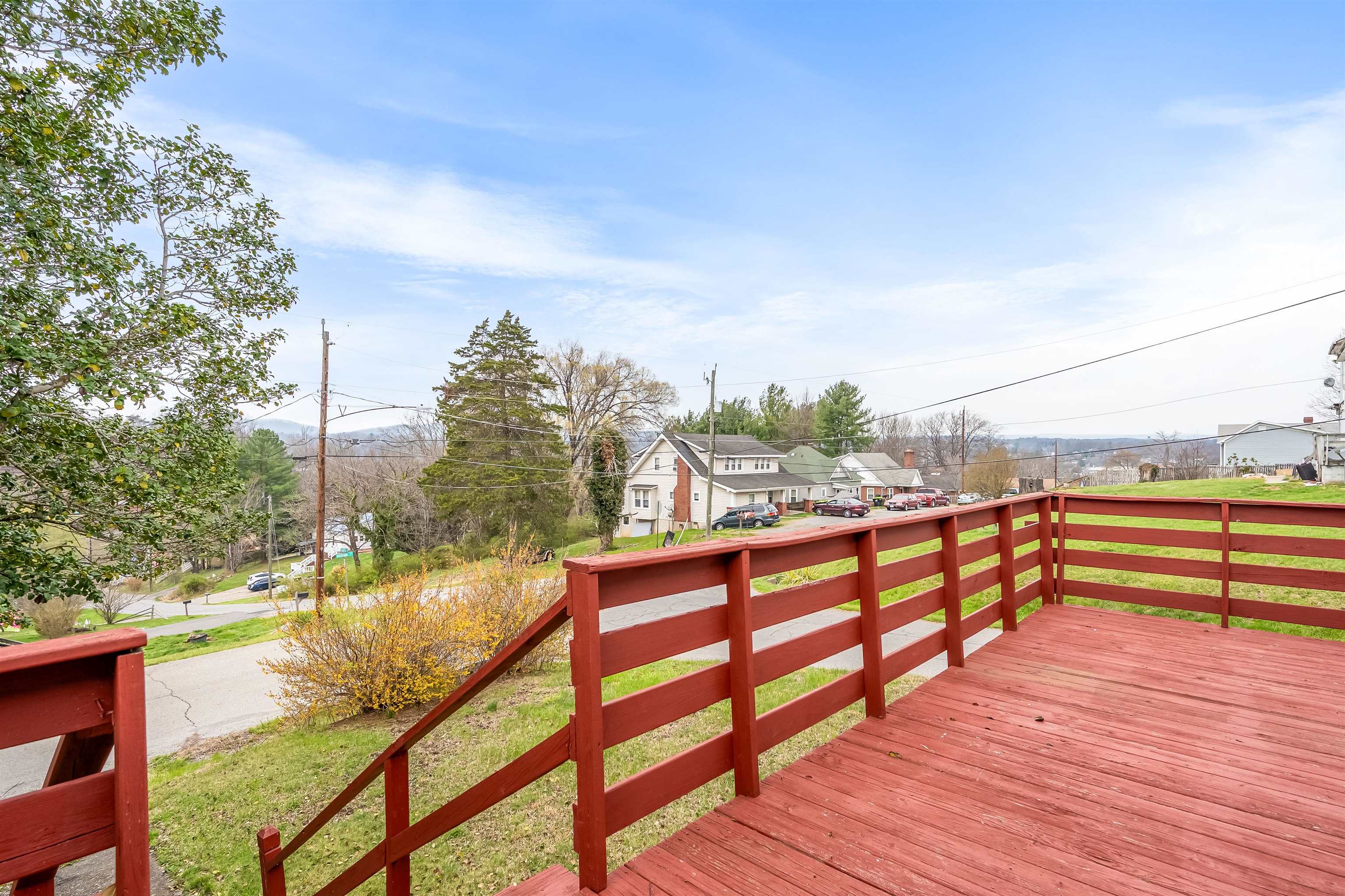 403 Madison Avenue S Pulaski VA 24301