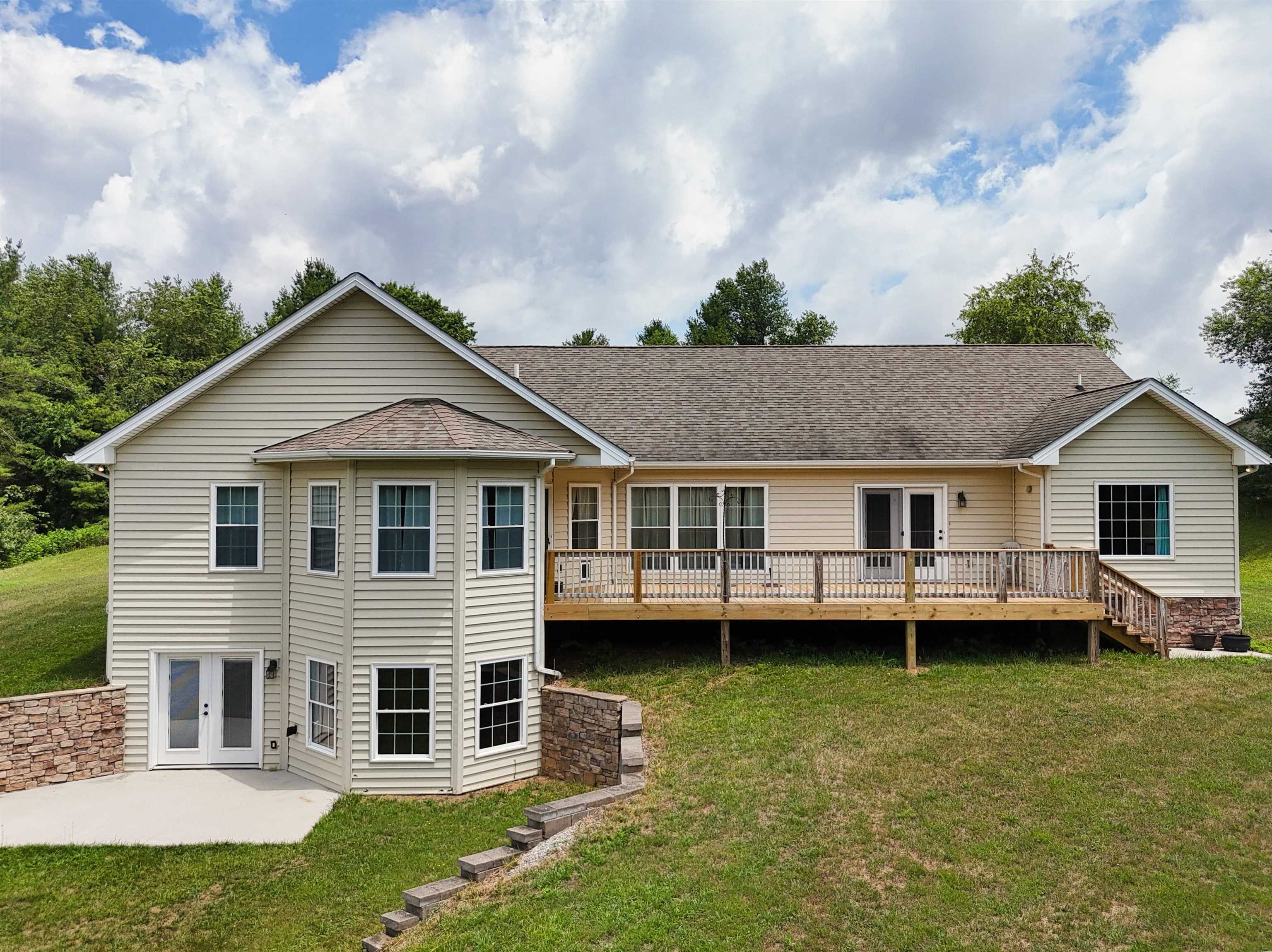 322 Timberline Road SE Copper Hill VA 24079