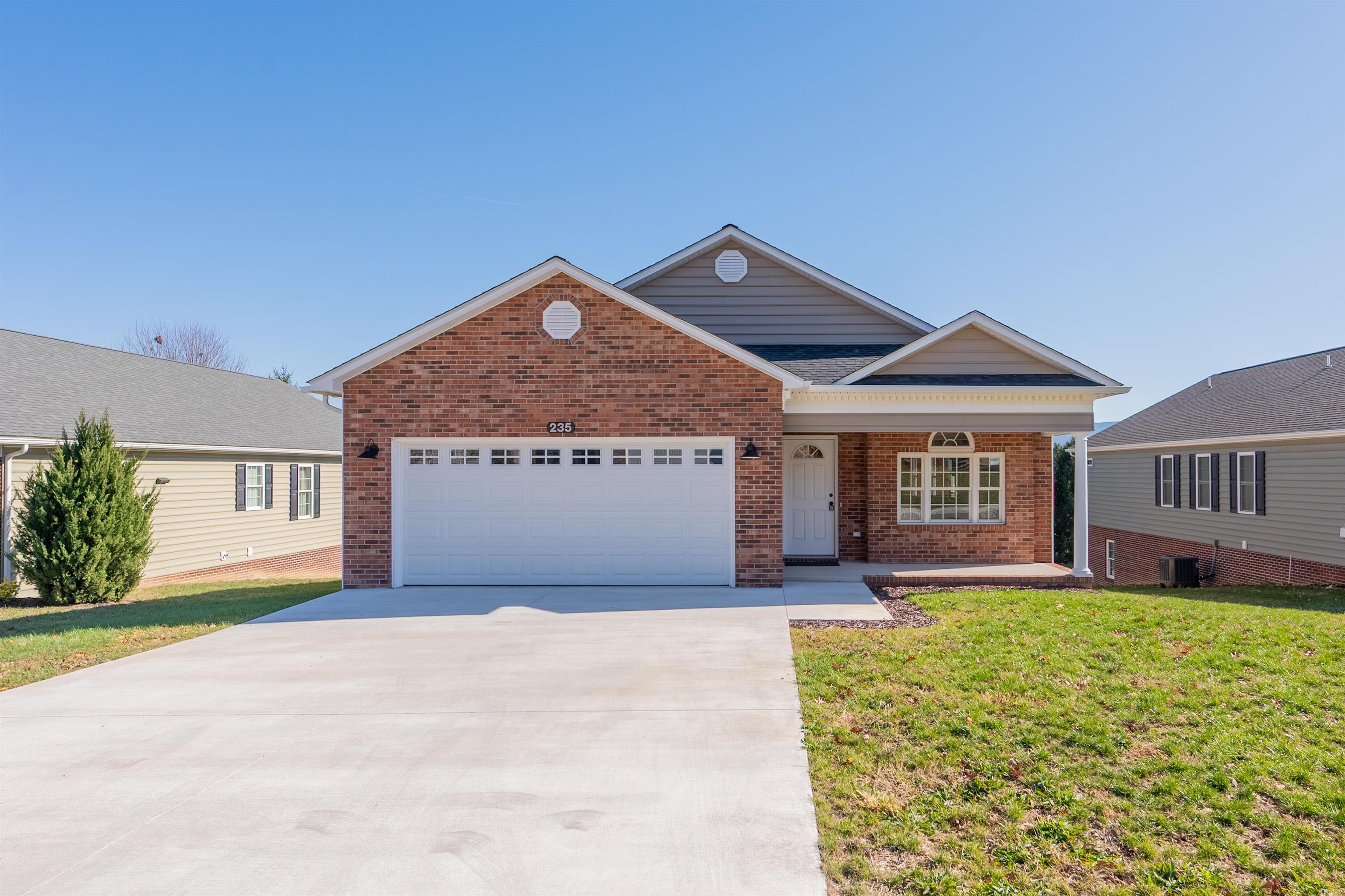 235 College Park Drive Wytheville VA 24382