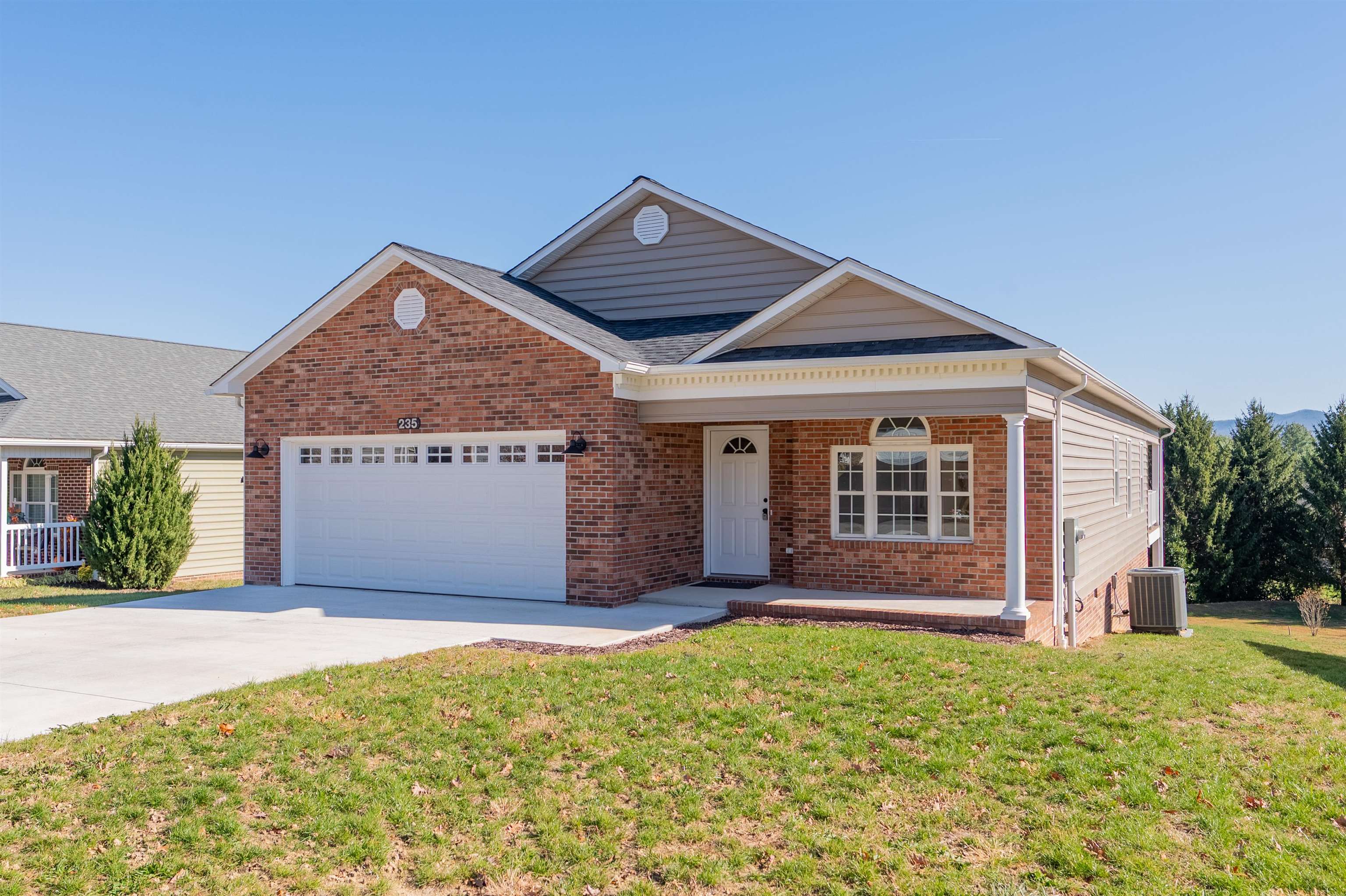 235 College Park Drive Wytheville VA 24382