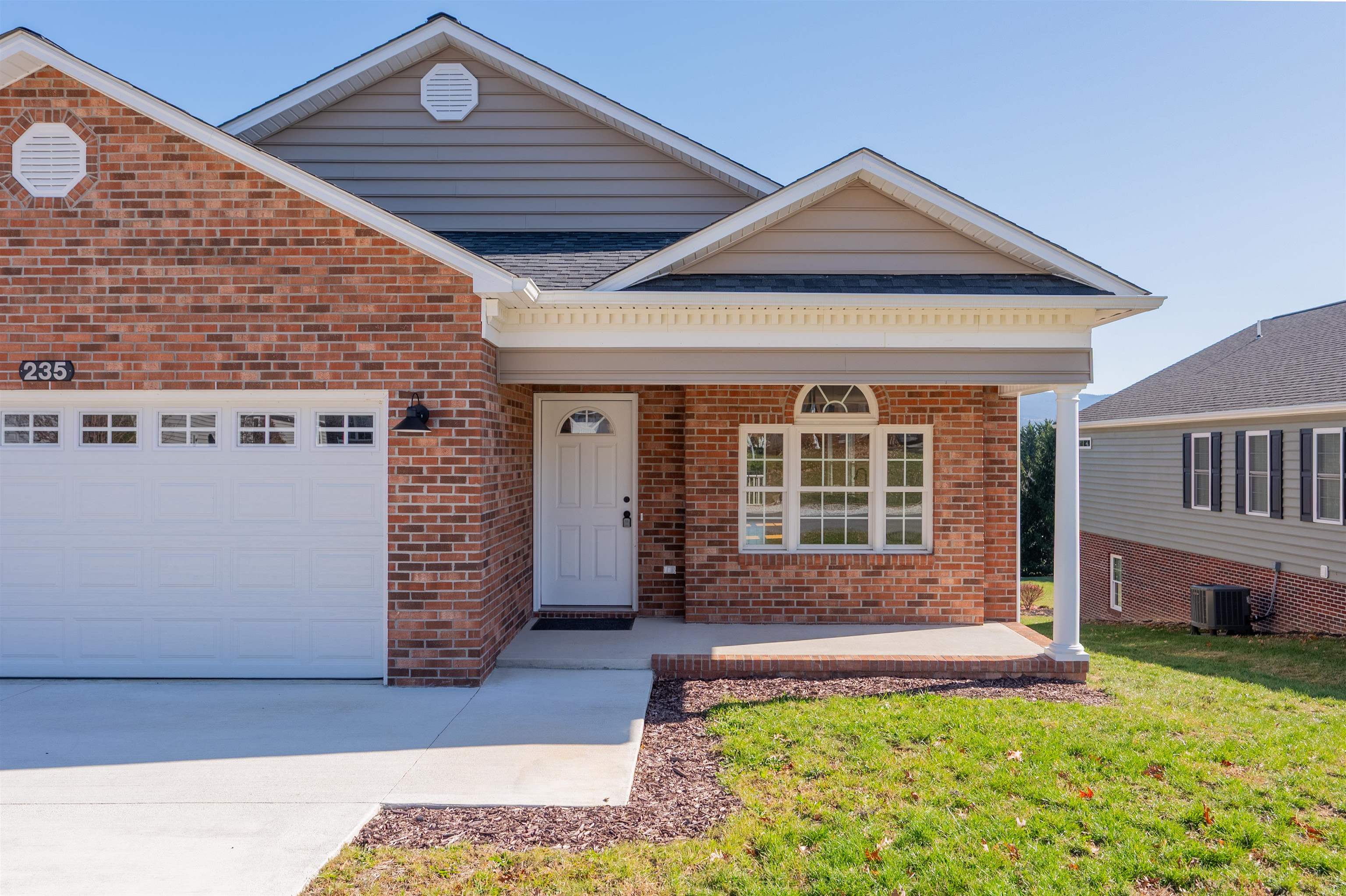 235 College Park Drive Wytheville VA 24382