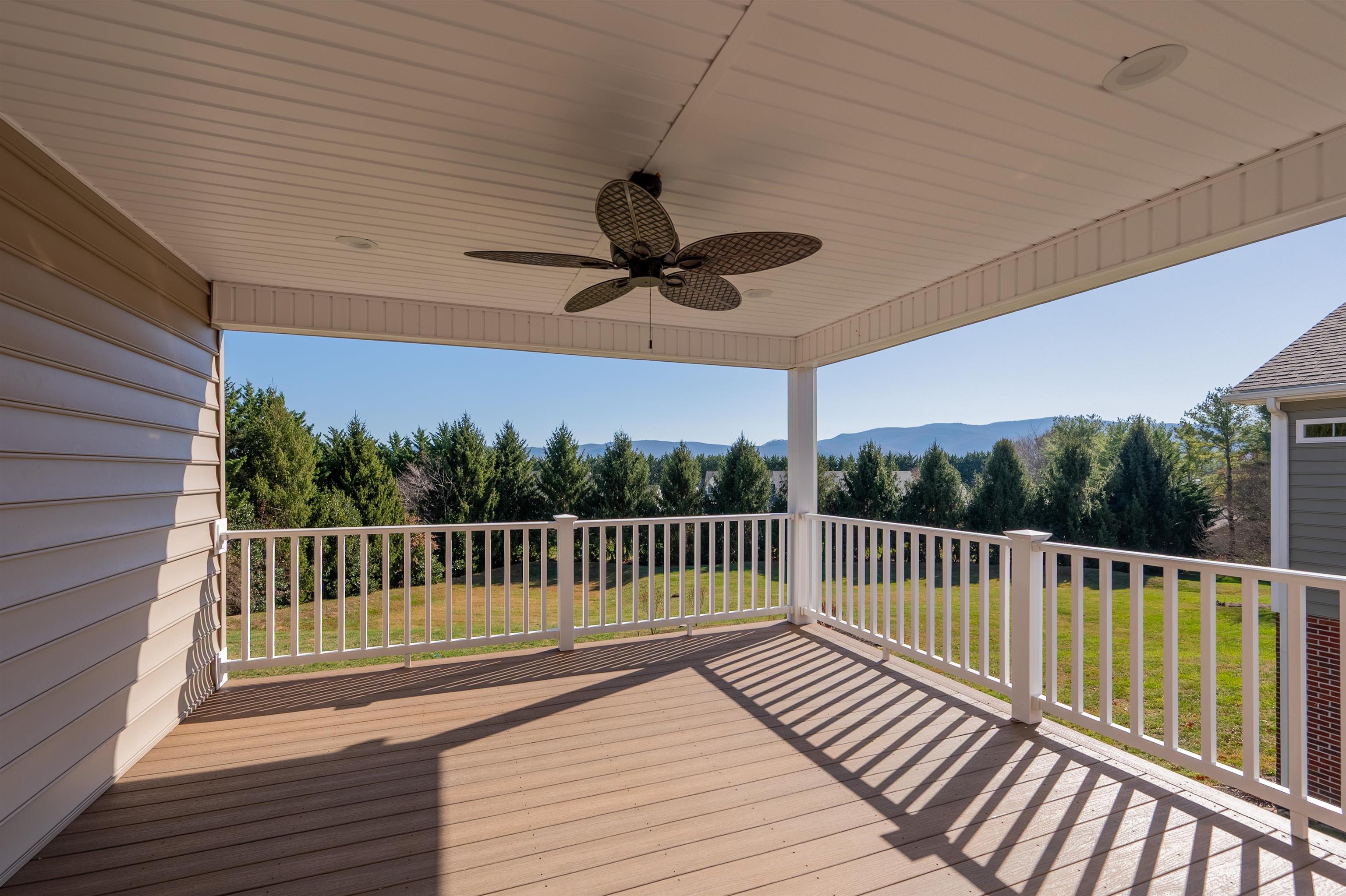 235 College Park Drive Wytheville VA 24382