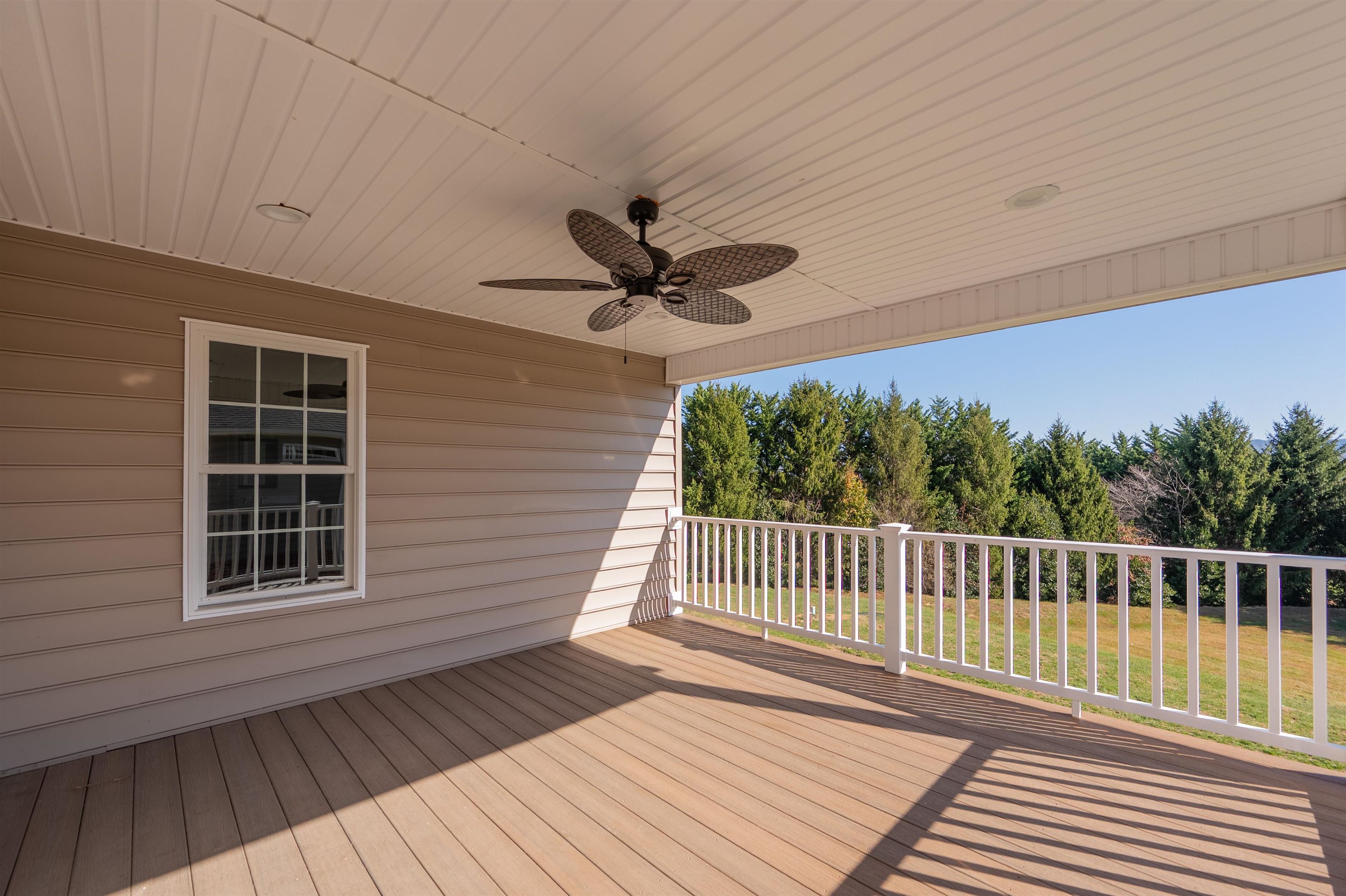 235 College Park Drive Wytheville VA 24382