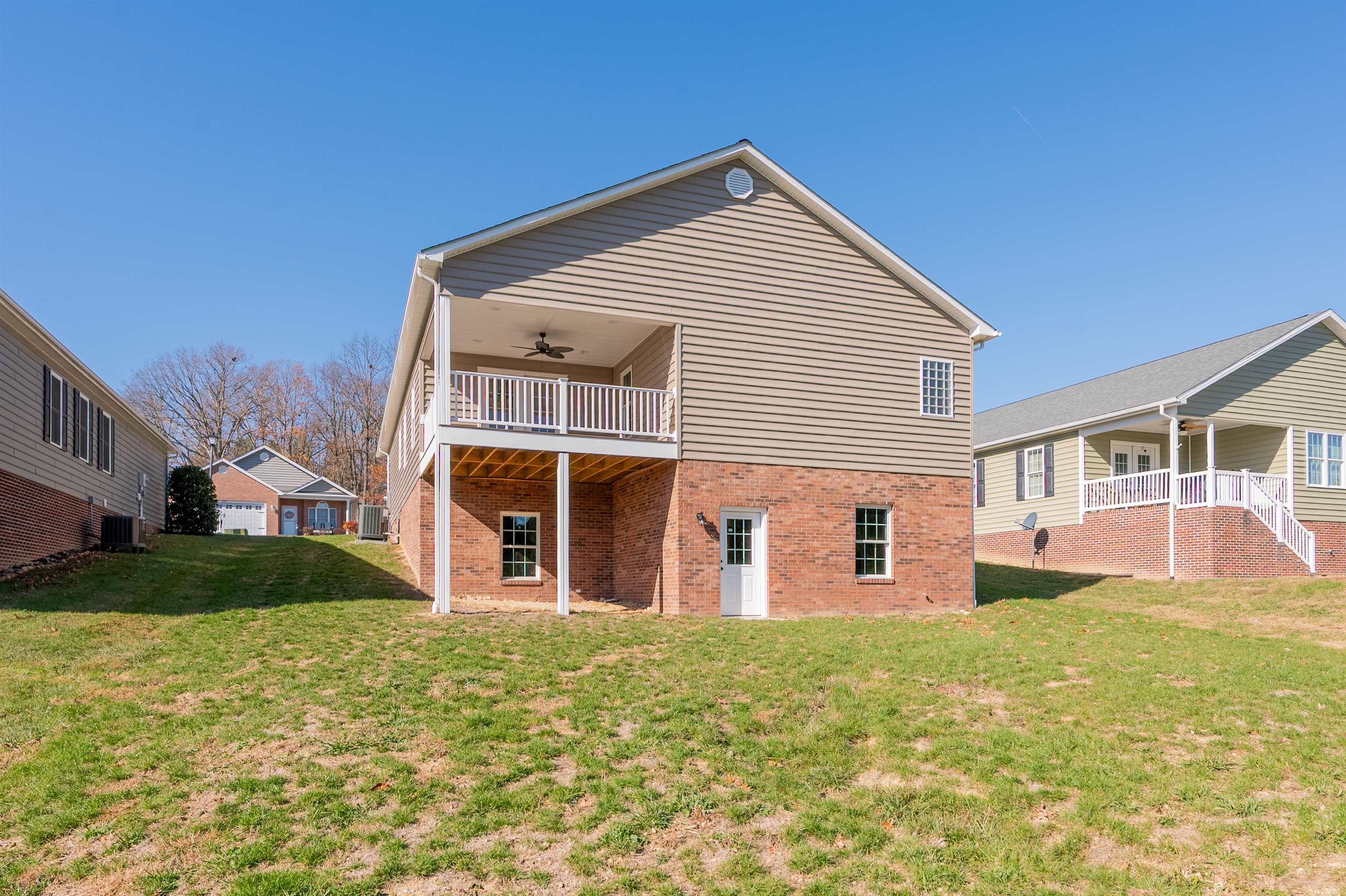 235 College Park Drive Wytheville VA 24382