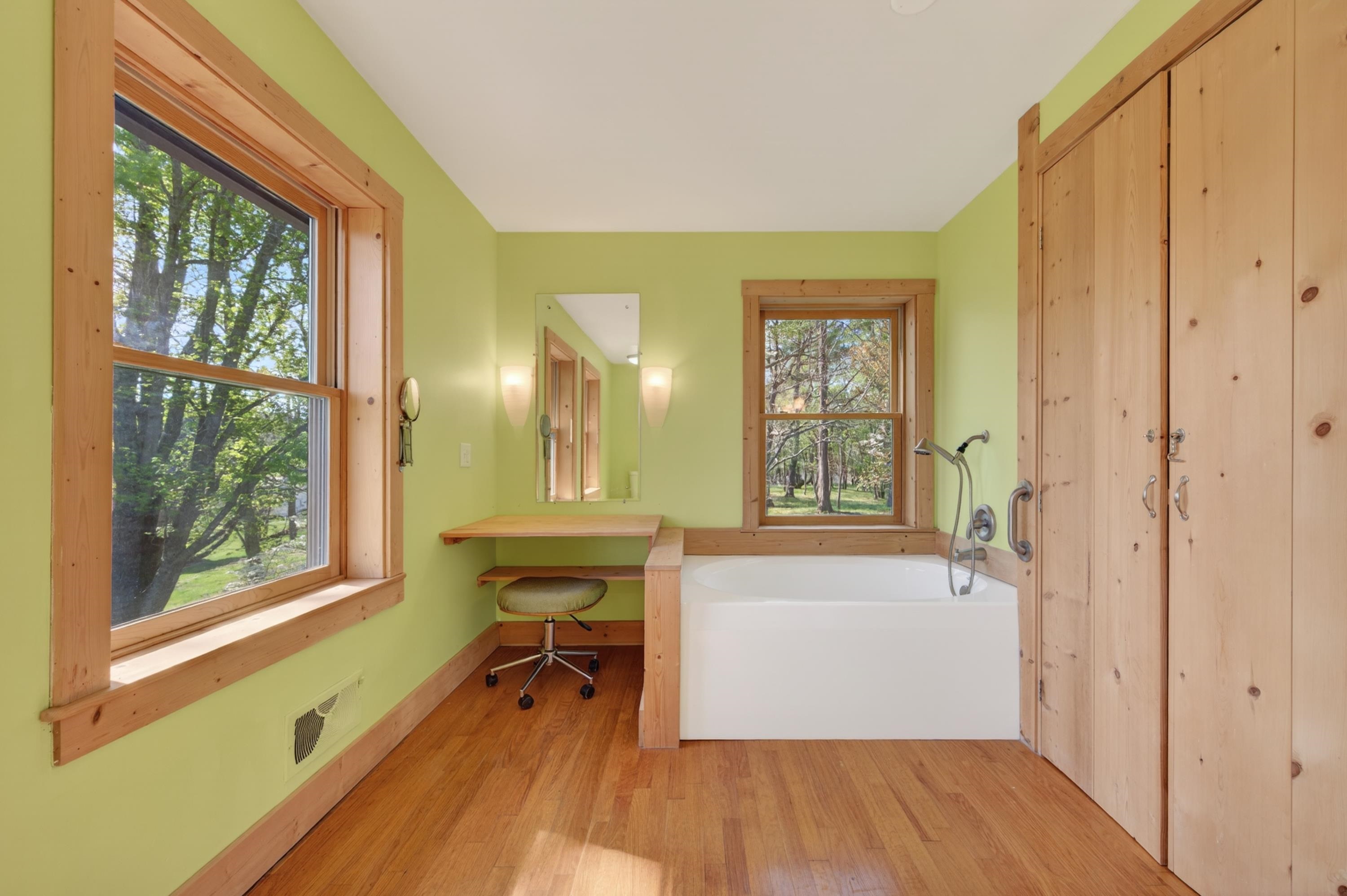 203 Nira Street Floyd VA 24091