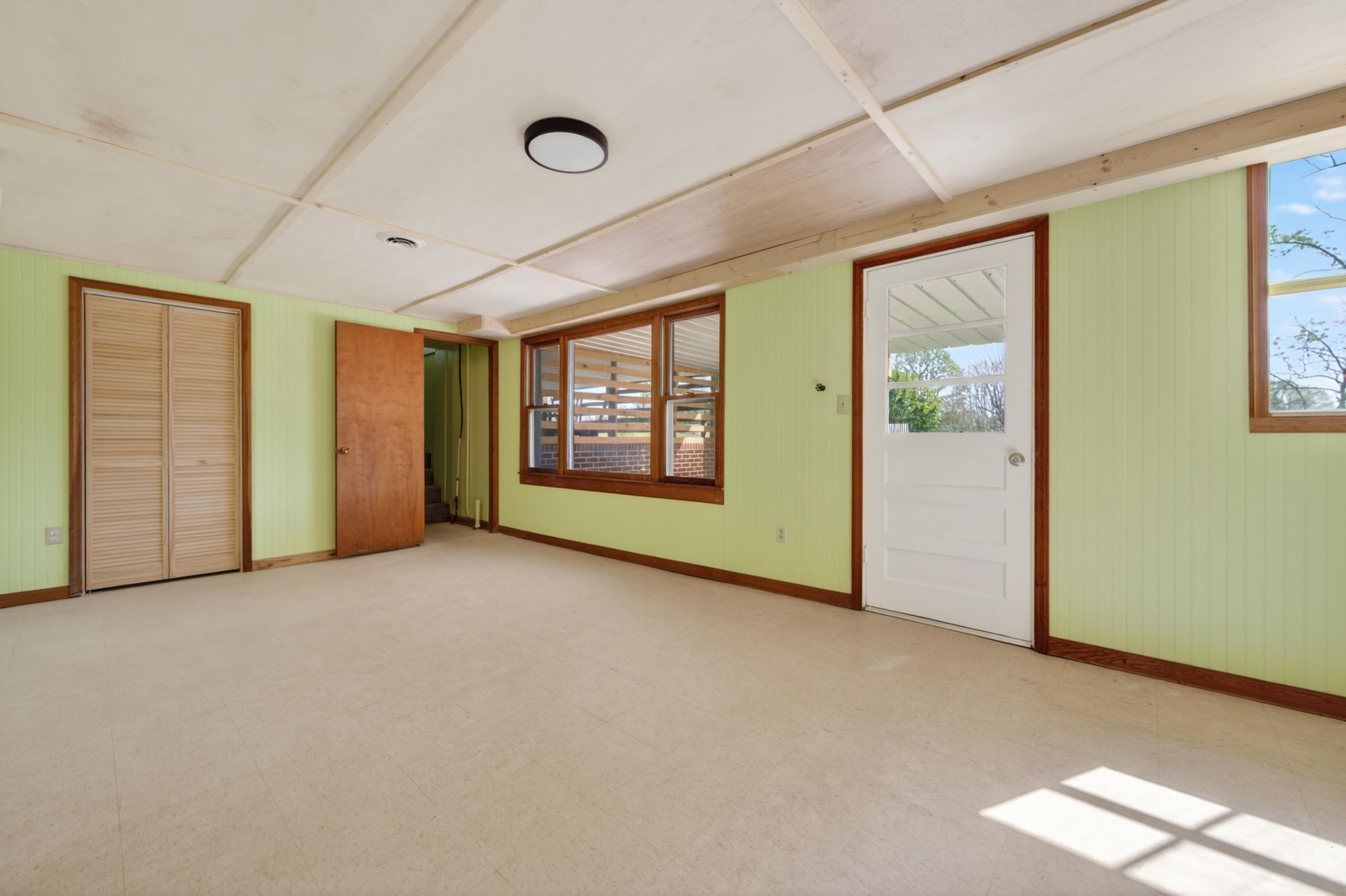 203 Nira Street Floyd VA 24091