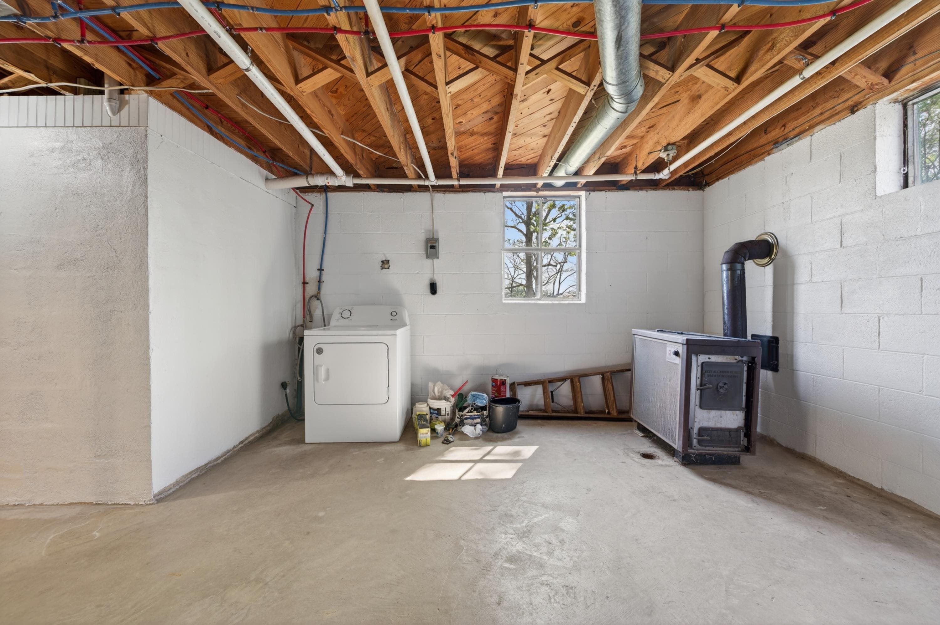 203 Nira Street Floyd VA 24091