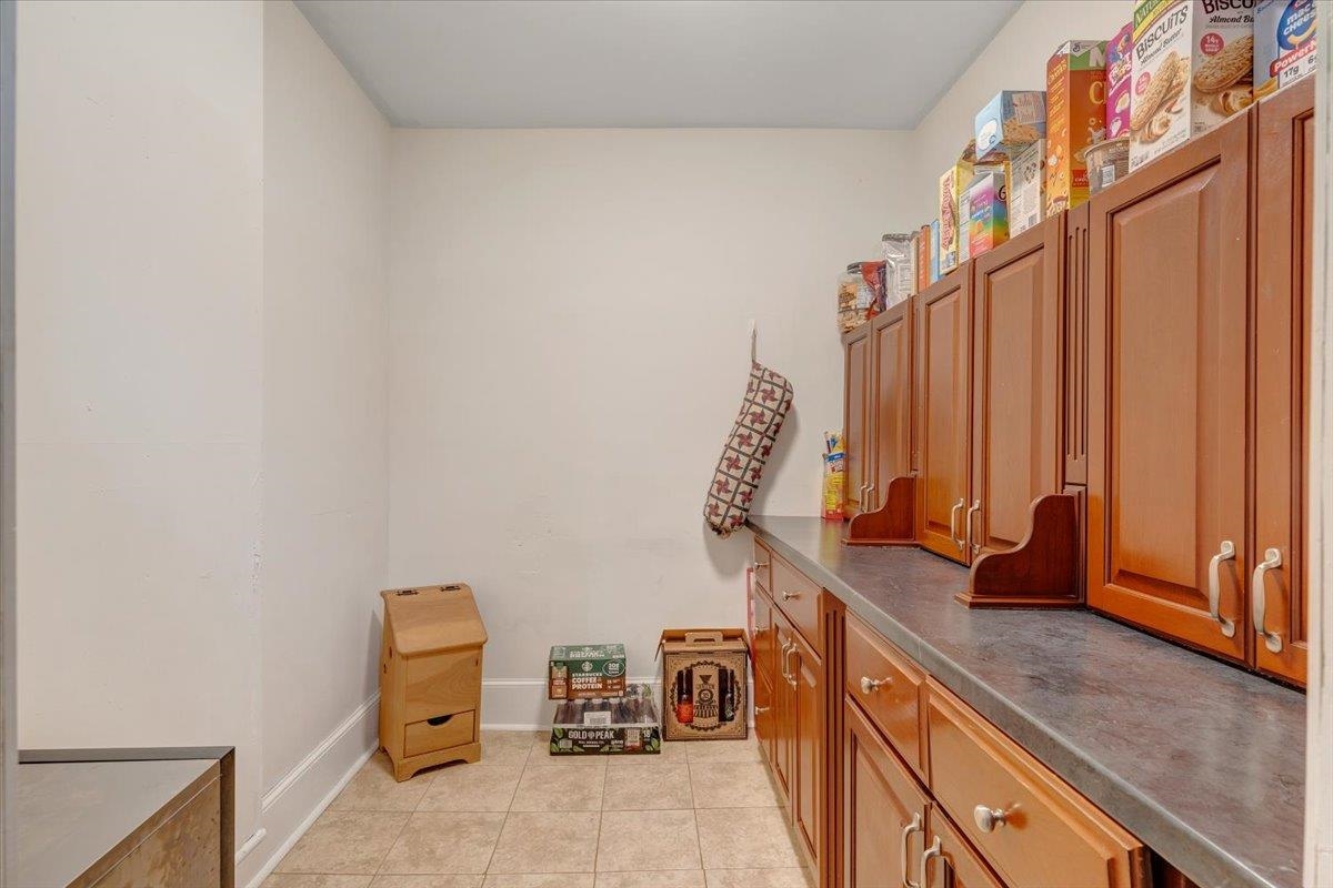 1150 Drewrys Hill Road Vinton VA 24179