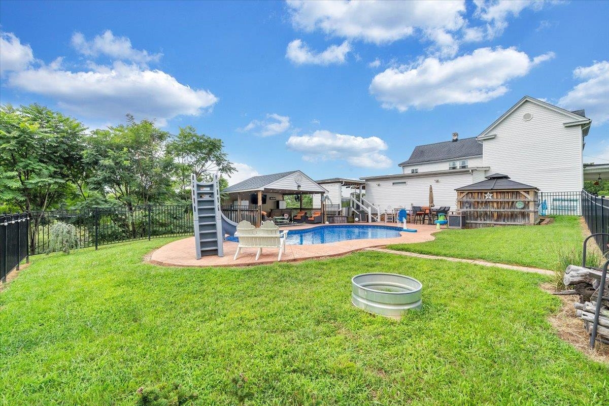 1150 Drewrys Hill Road Vinton VA 24179