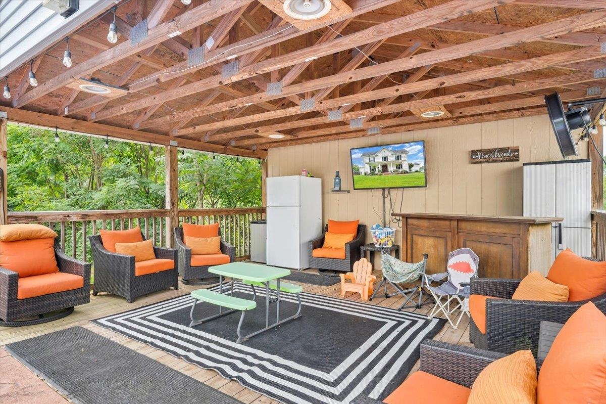 1150 Drewrys Hill Road Vinton VA 24179