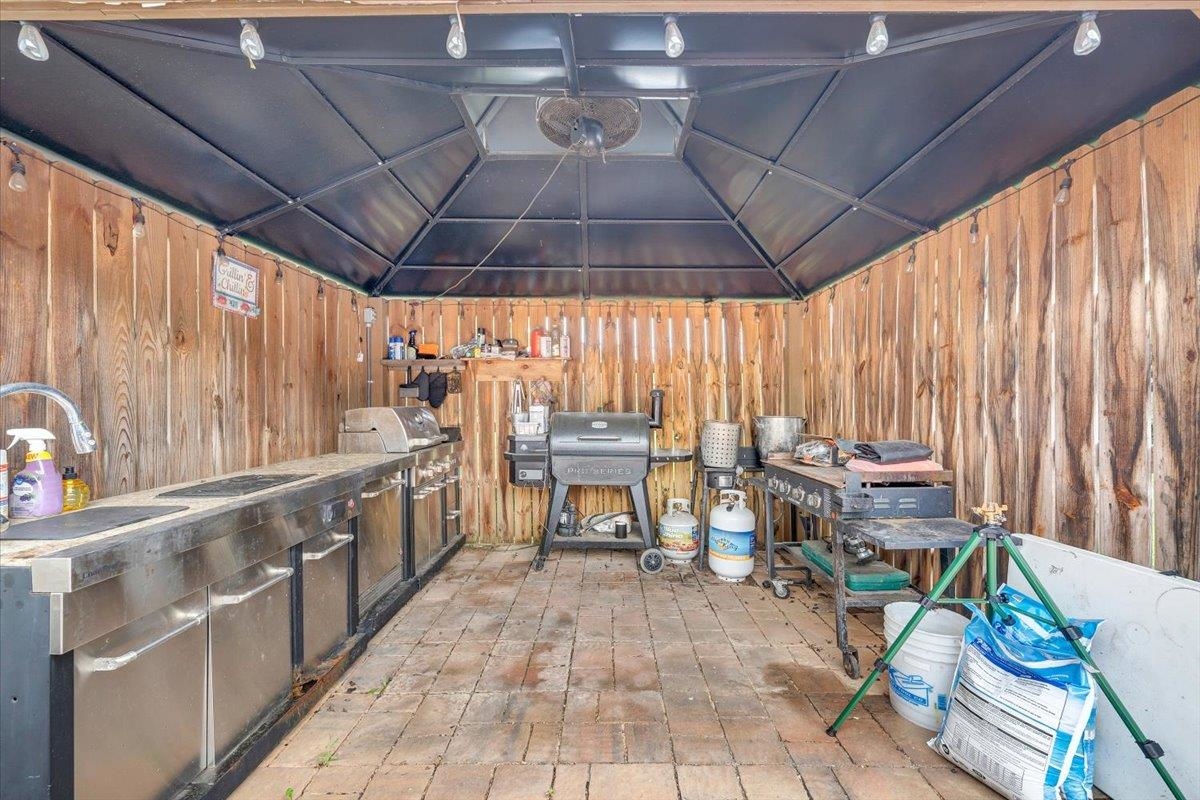 1150 Drewrys Hill Road Vinton VA 24179