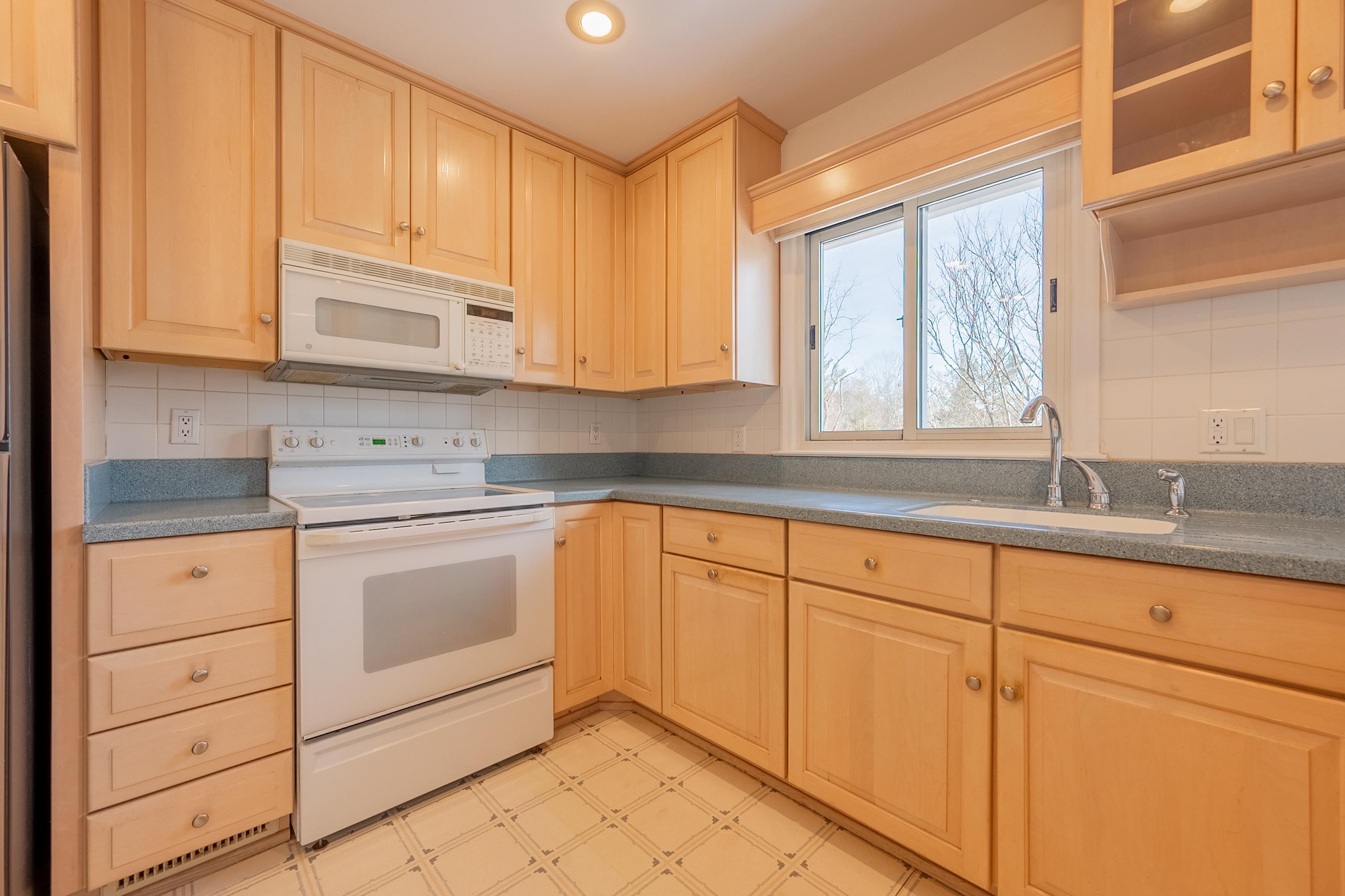 1209 Highland Circle Blacksburg VA 24060