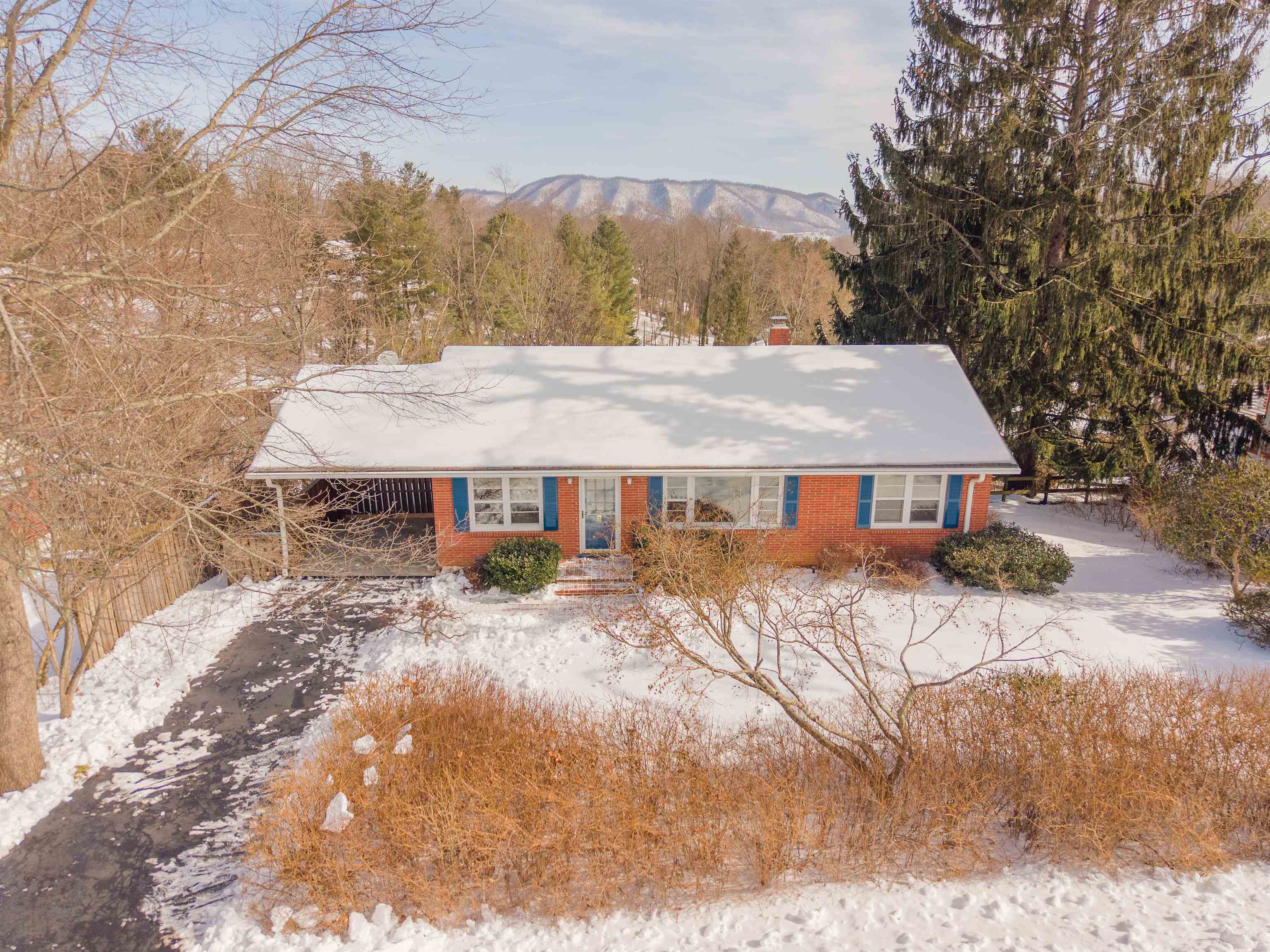 1209 Highland Circle Blacksburg VA 24060