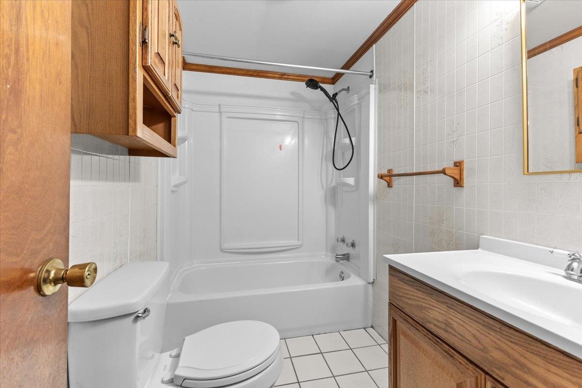 590 Agee Street Christiansburg VA 24073