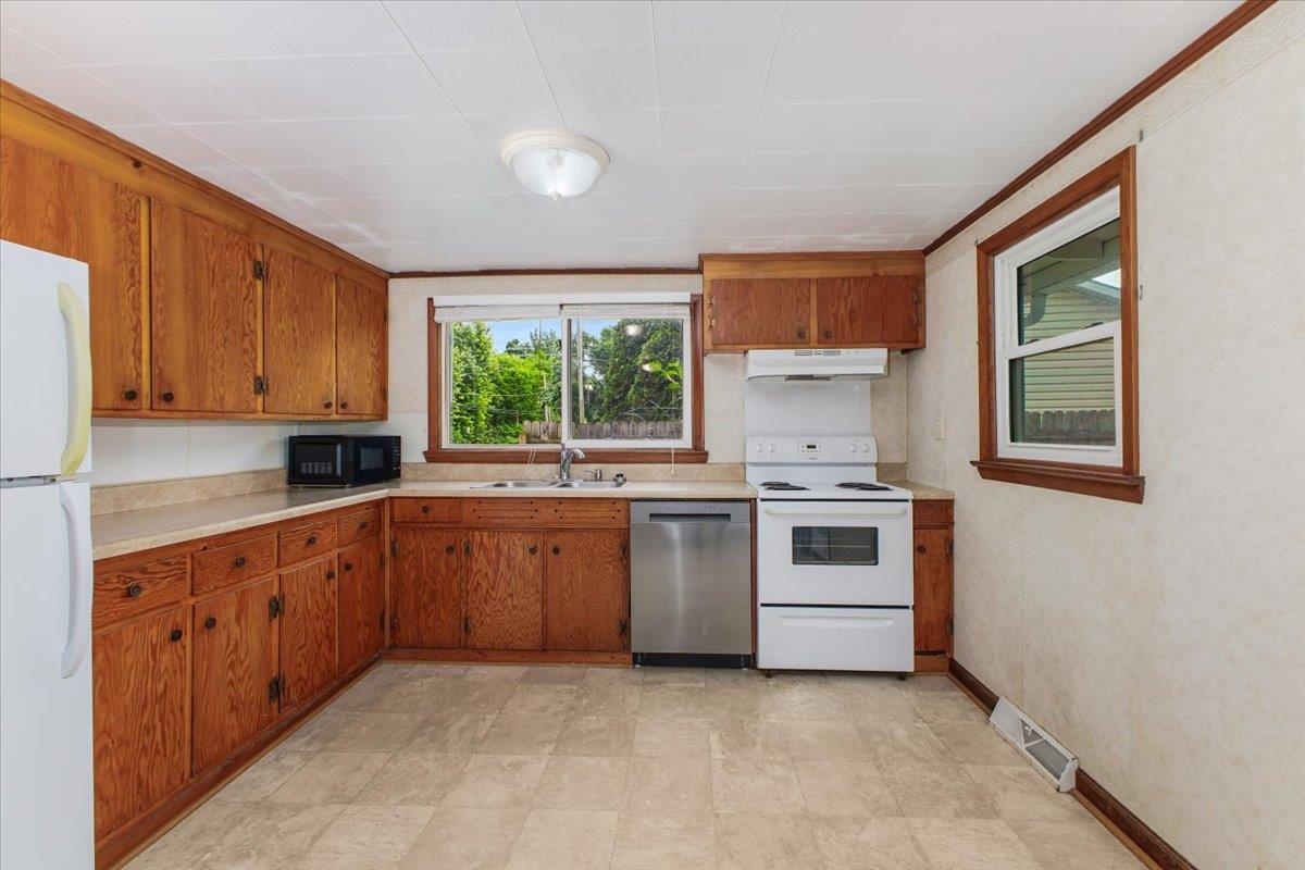 590 Agee Street Christiansburg VA 24073