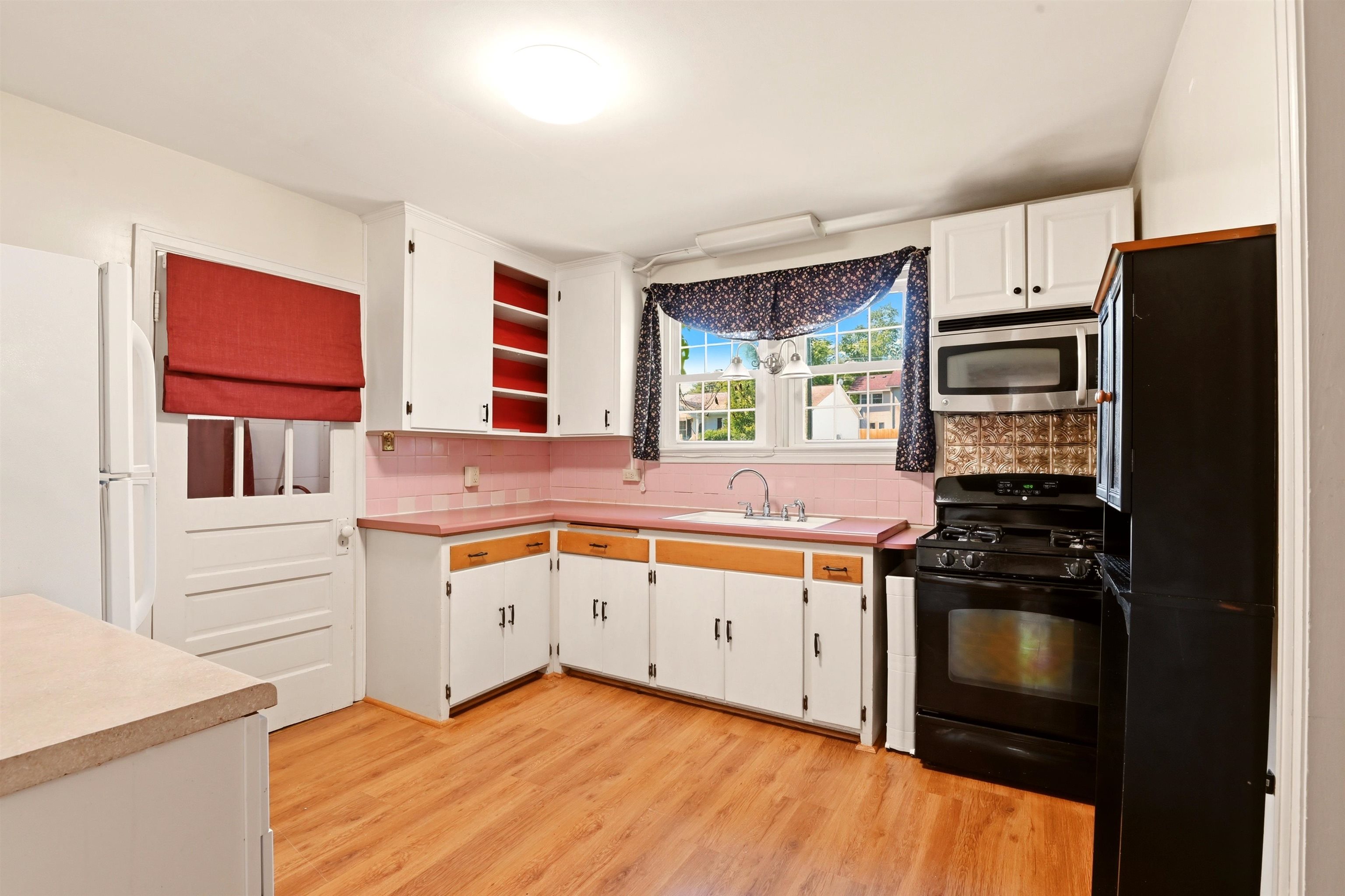 1921 Seventh Street Radford VA 24141